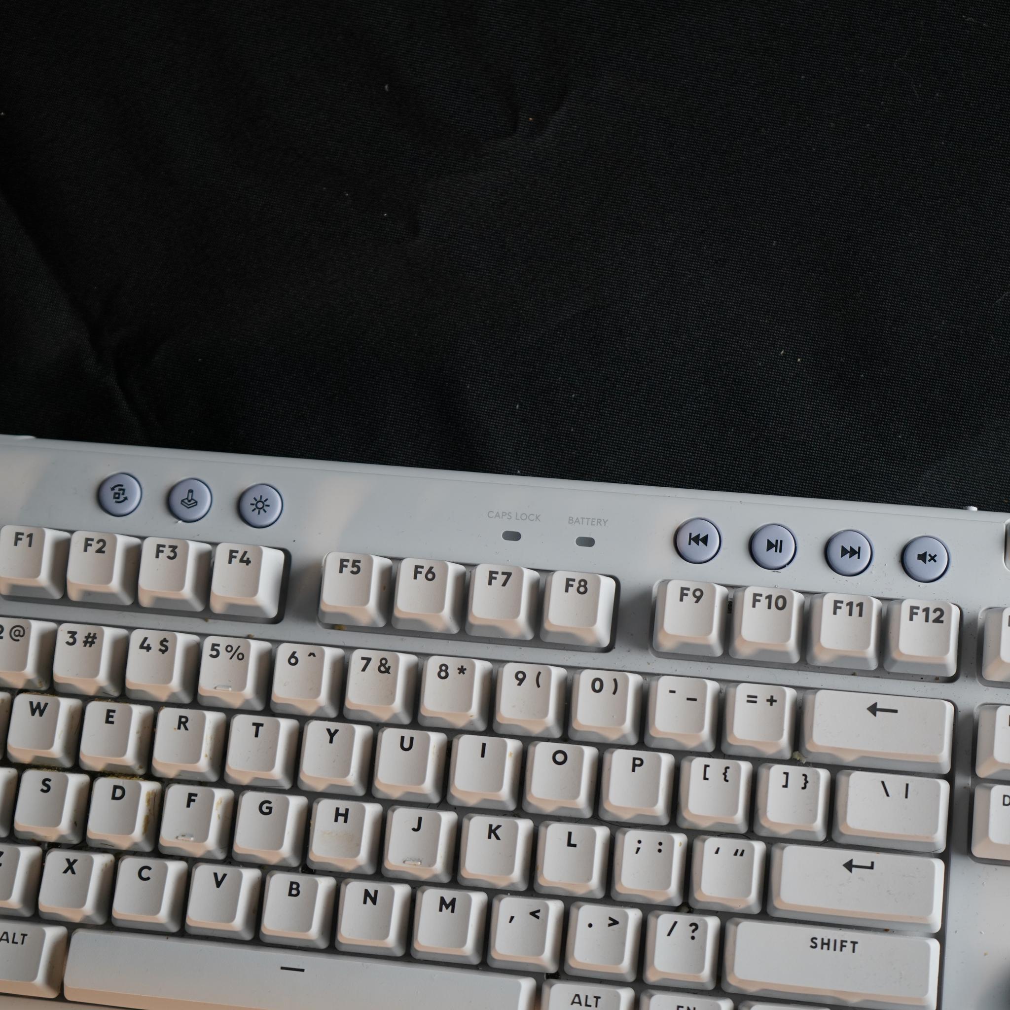 Gaming Keyboard = Logitech G715 TKL Aurora Collection Wireless Mechanical Gaming Keyboard - White