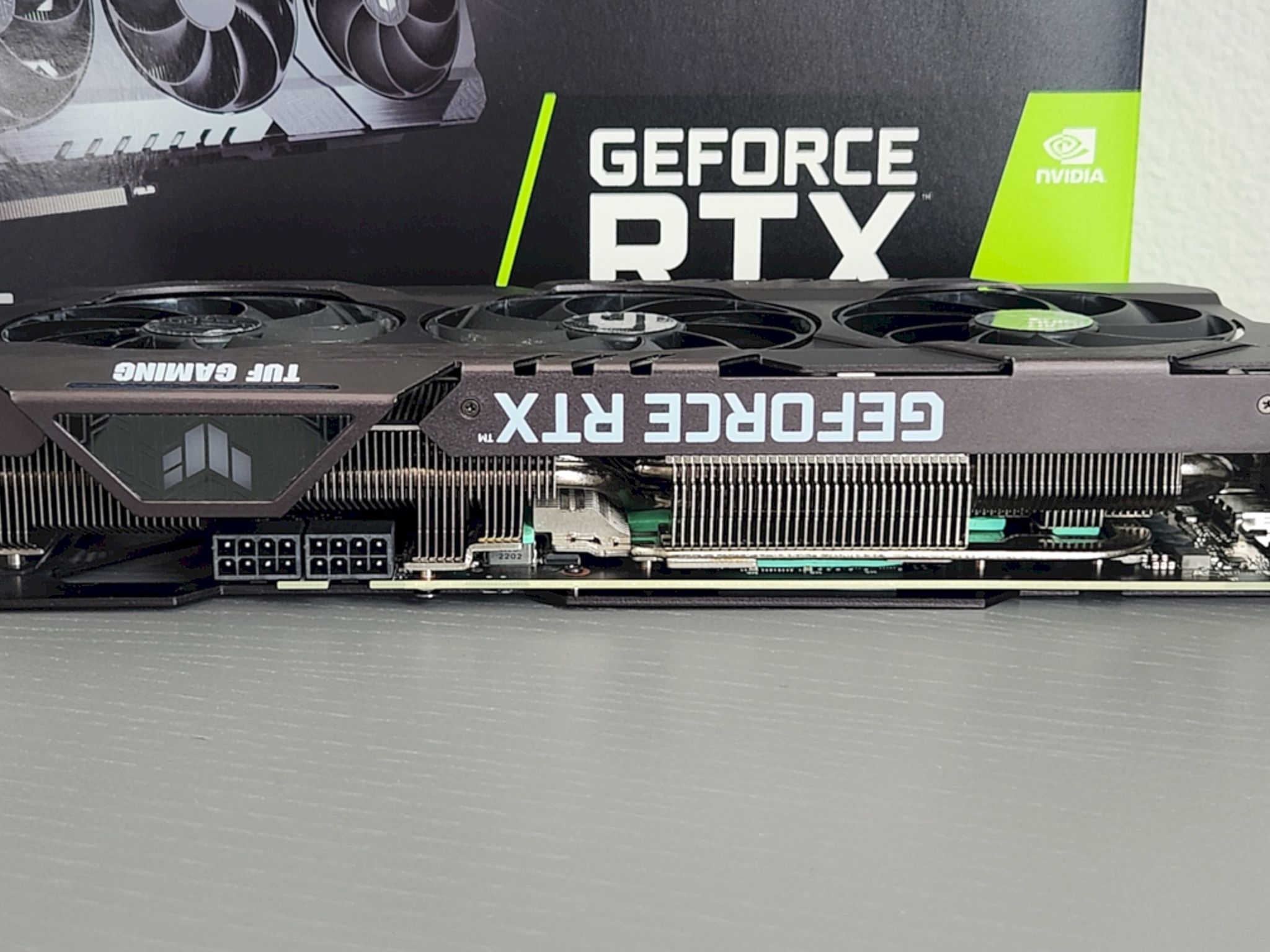 ASUS TUF Gaming GeForce RTX 3080 OC Edition 12GB LHR w/Kritical Pads