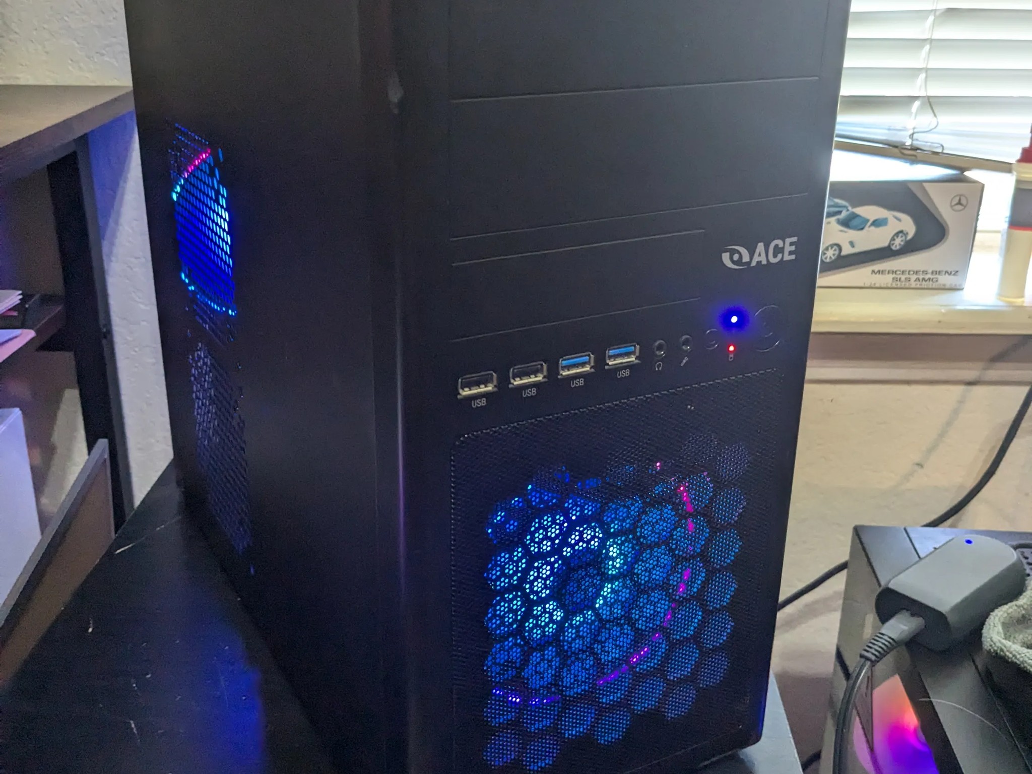 FREE SHIP|| i5-2400, 16GB RAM, GTX 760 2GB, 480GB SSD, WiFI, RGB, Win10