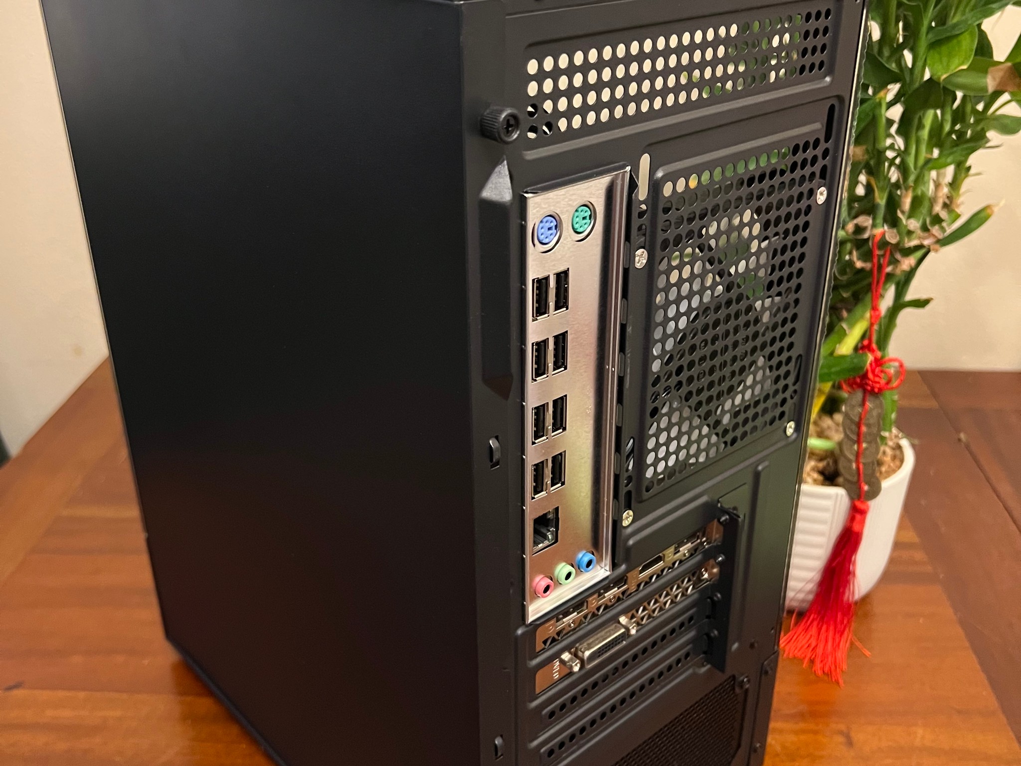 Intel 10 Core Gaming PC GTX 1070 1tb Storage 16GB RAM WIFi WINDOWS 11 Pro