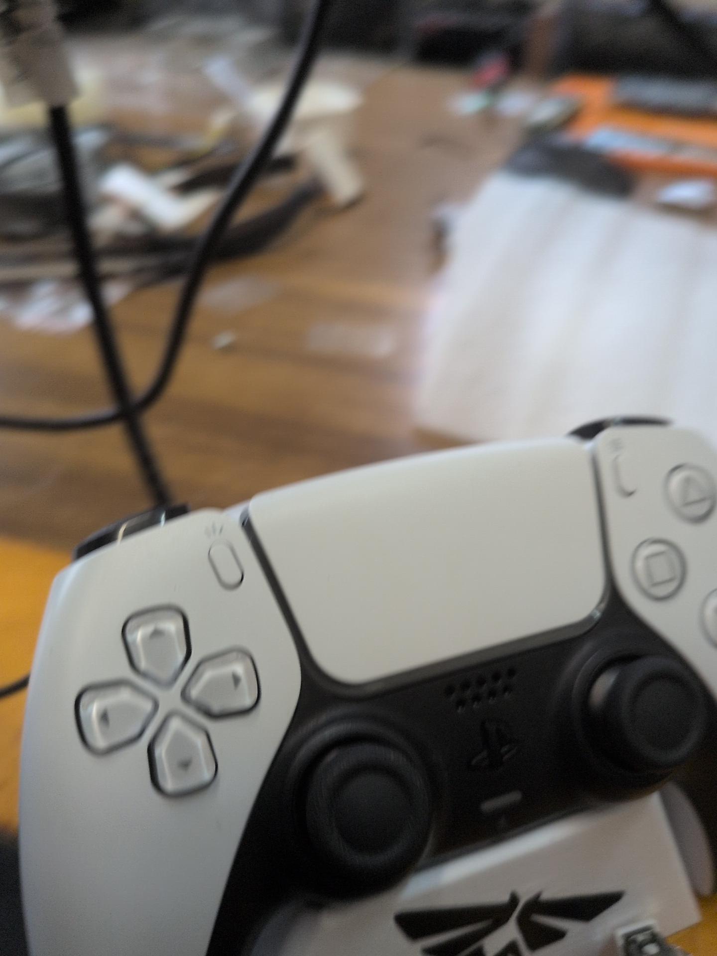 Ksilver J13+ TMR Upgraded White PS5 Dualsense Cosmetic Grade B