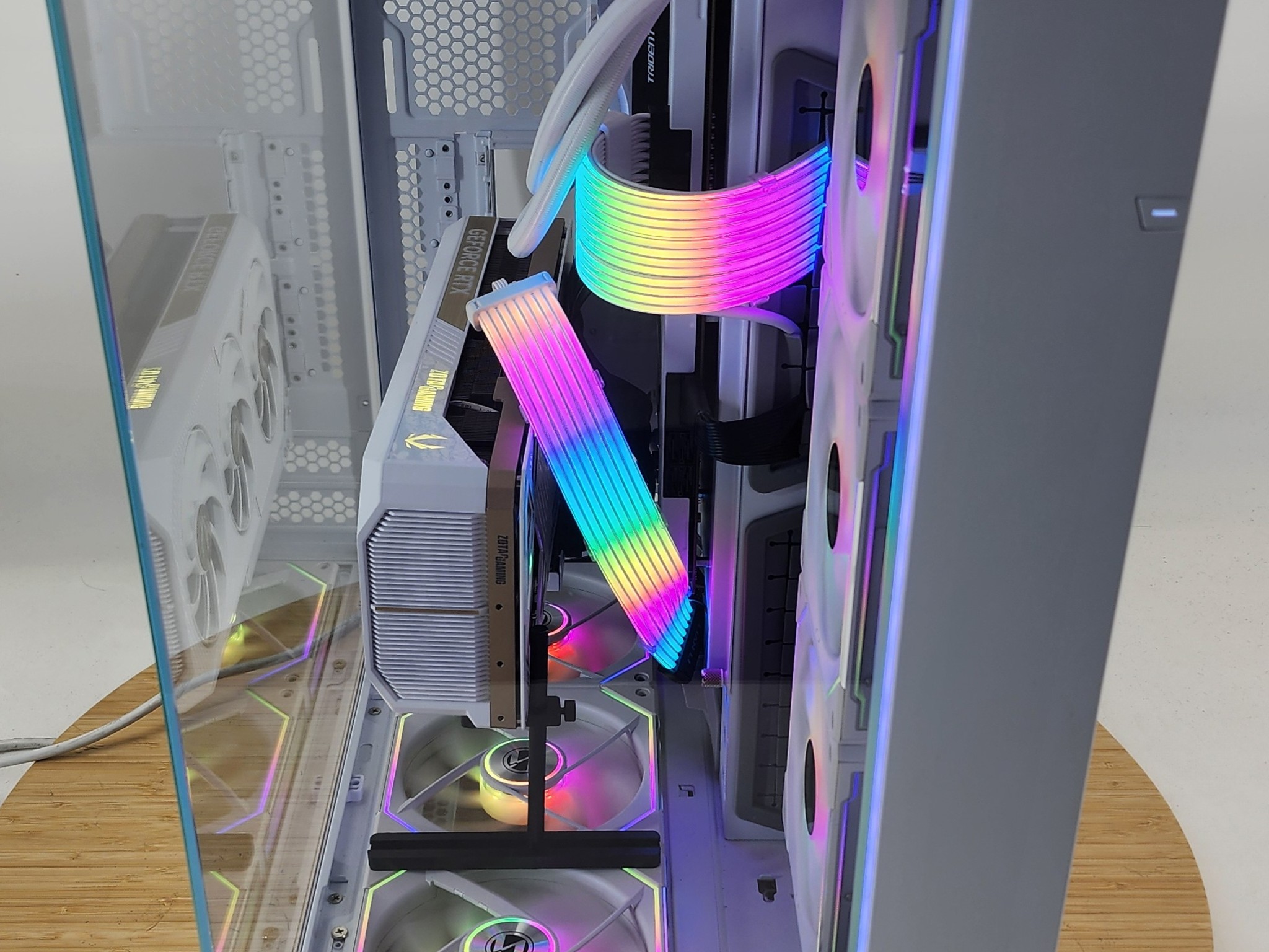 Gaming PC i9-14900K 32GB RAM 4TB SSD RTX 5080 16GB Windows 11 Computer