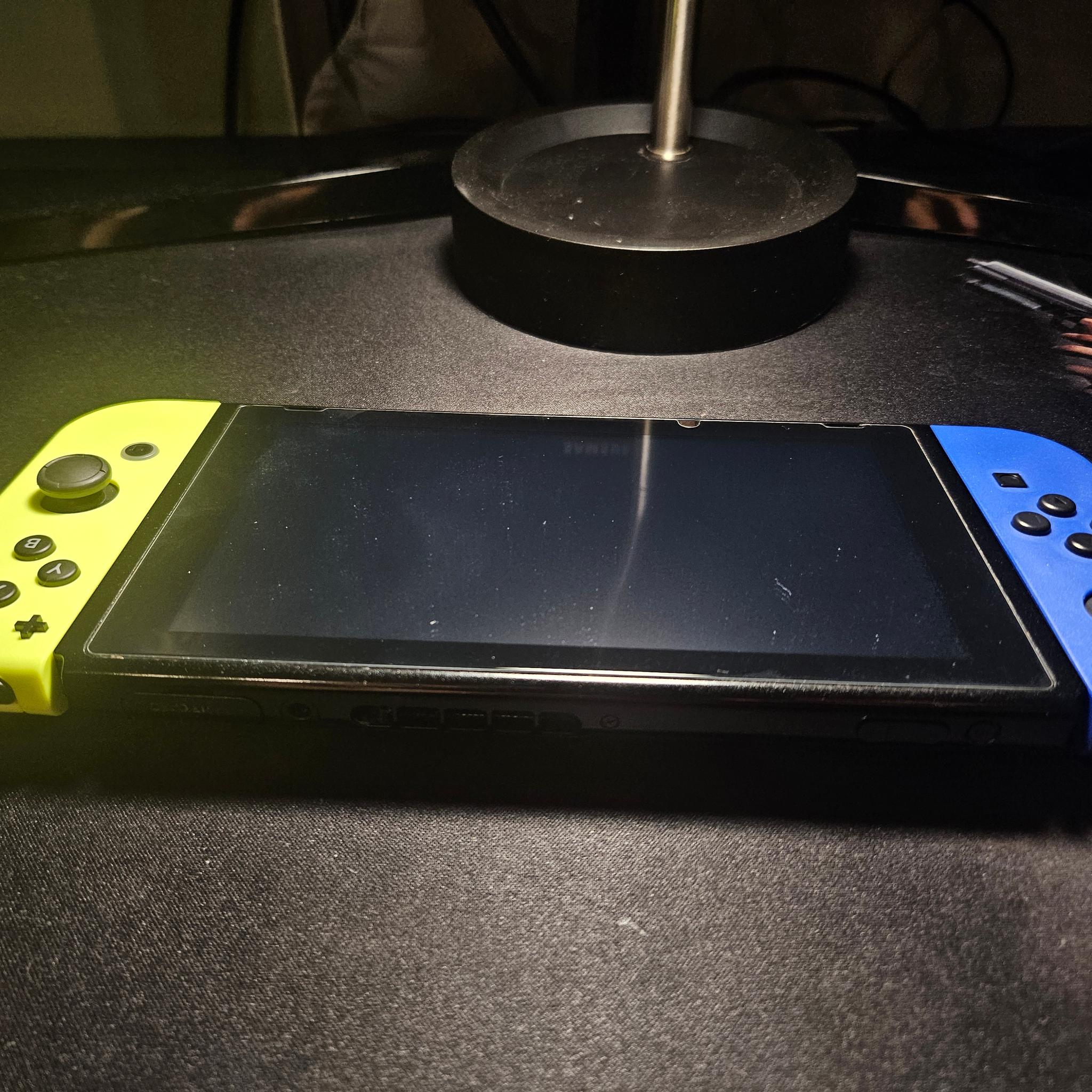 Modded Switch with Picofly Mod Very Good Condition