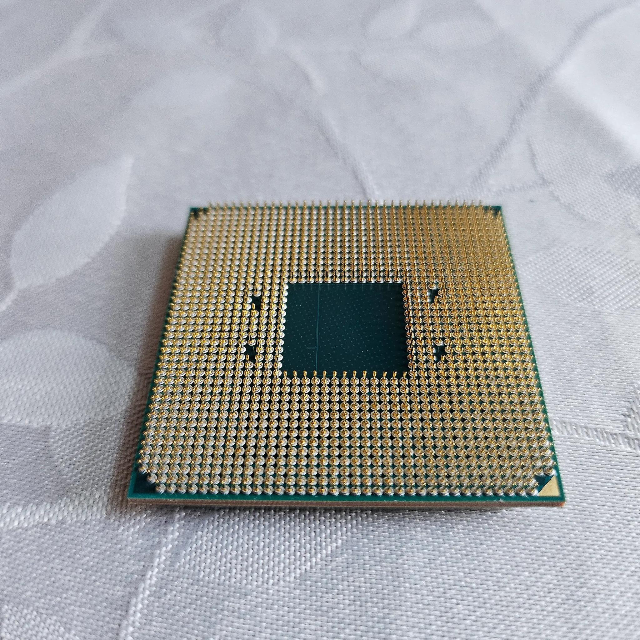 Ryzen 5 5600x + stock cooler