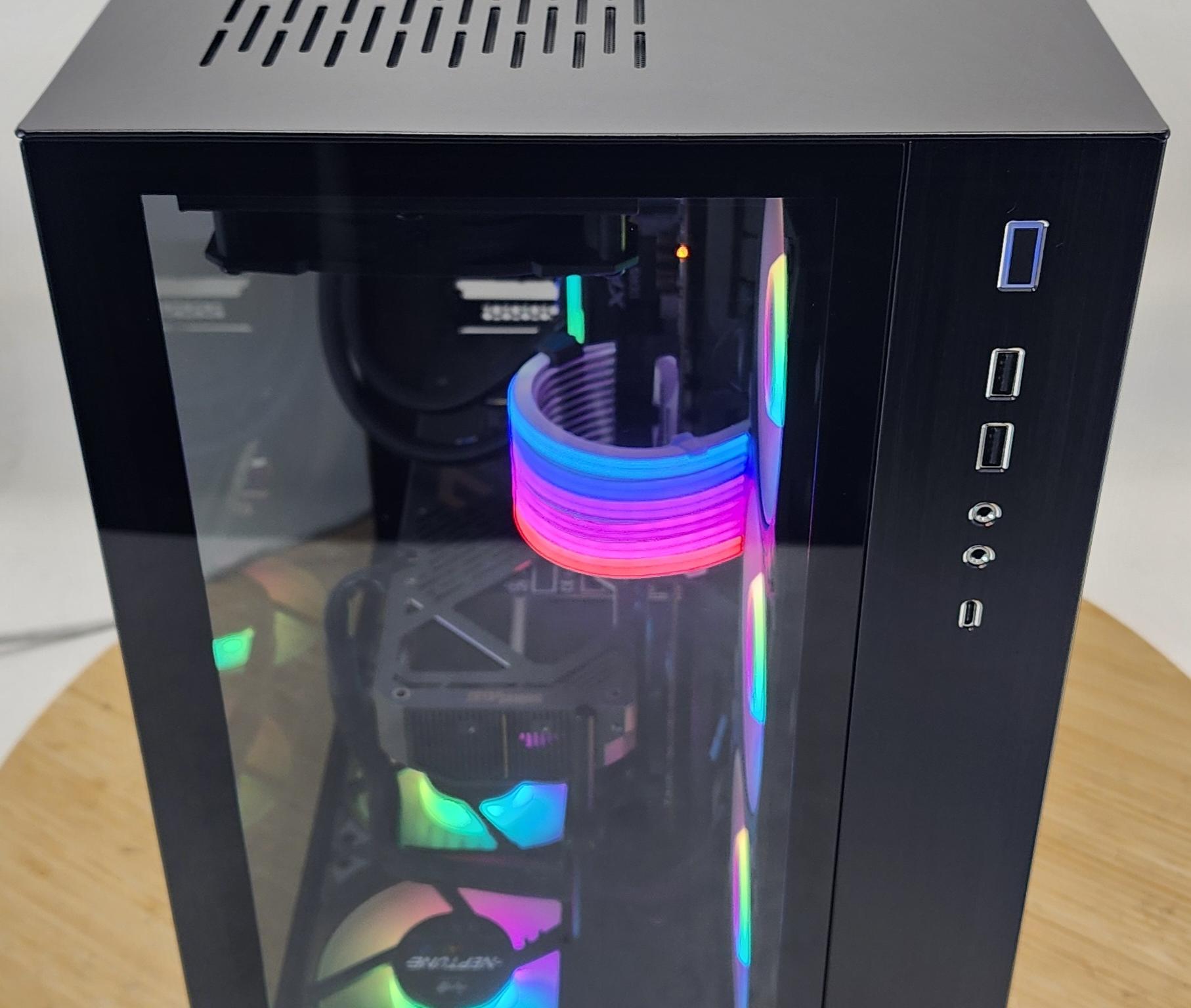 Gaming PC Ryzen 7 7800X3D 32GB RAM 1TB SSD RTX 5070 Ti 16GB Windows 11 Computer