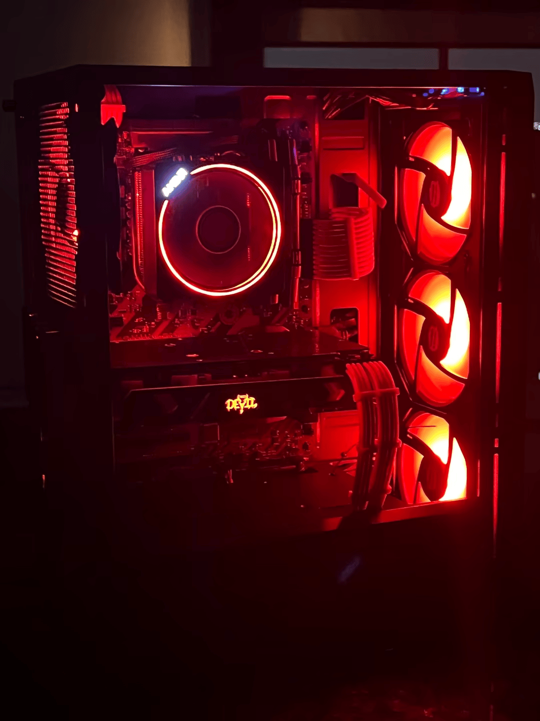 "Red Devil" Ryzen 5 1600X + RX 580 8GB Custom PC