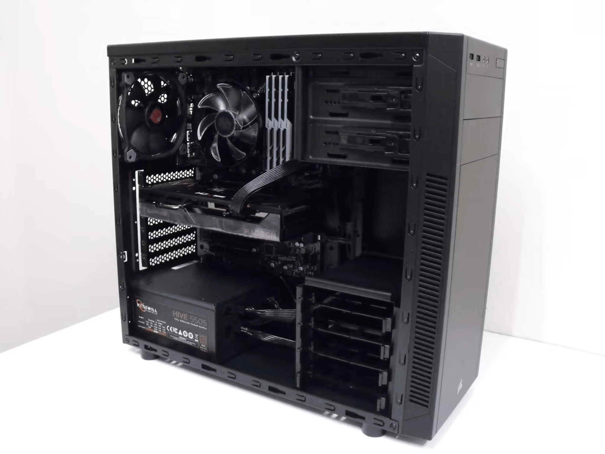 PC on sale! Intel i5 6500, Sapphire RX 6600XT, 32GB DDR4-3200, 500GB