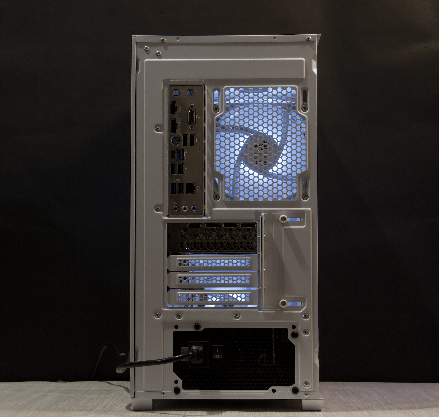 RTX 5070, Ryzen 7 5700X, 32GB DDR4, 1TB NVMe SSD, WiFi - Liquid Cooled Gaming PC