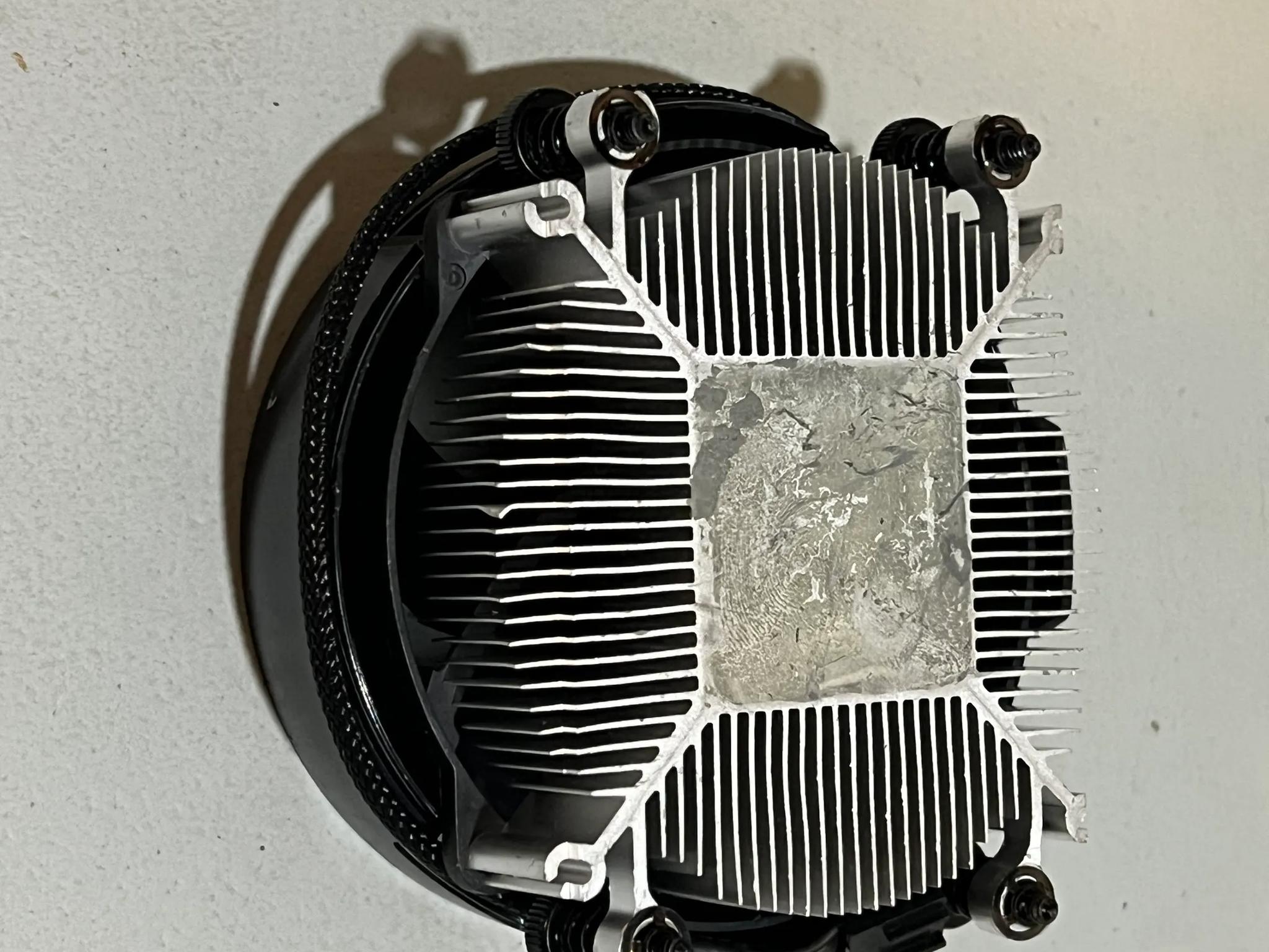 AMD Wraith Stealth Cooler Free Shipping ! !