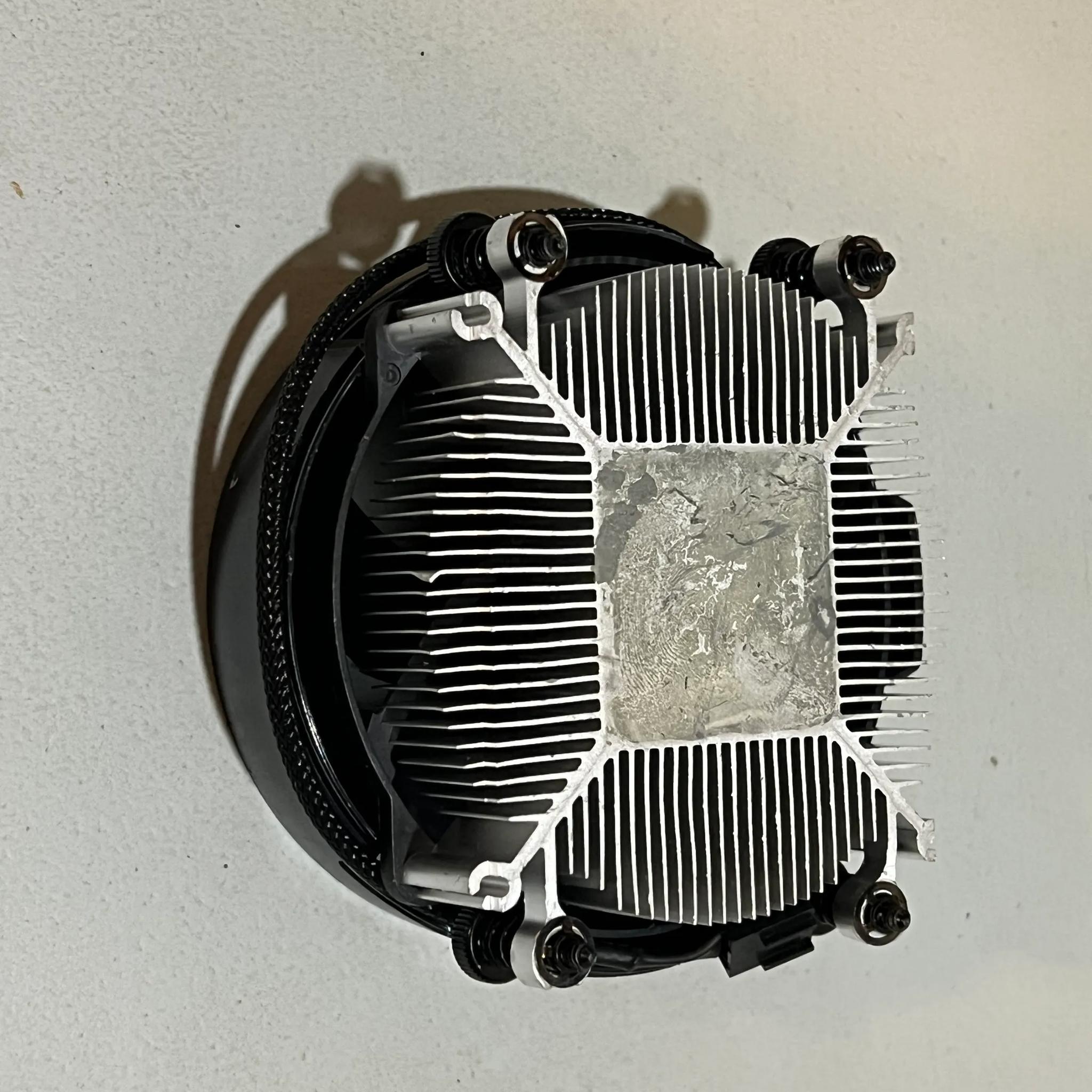 AMD Wraith Stealth Cooler Free Shipping ! !