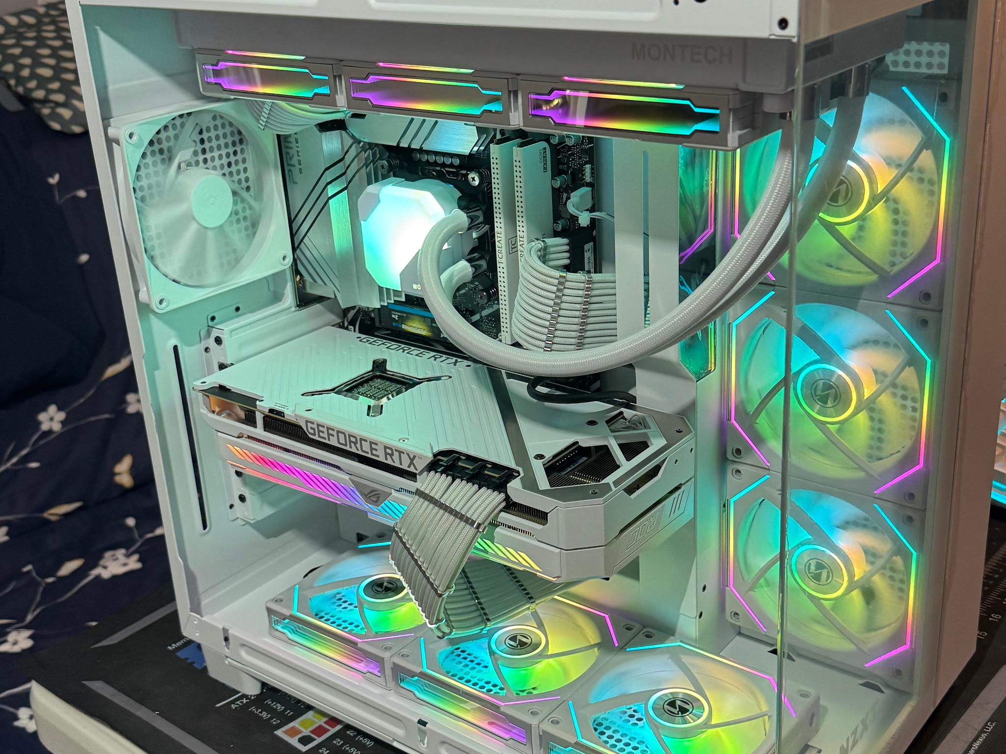 Stunning White Gaming PC.  12900K & Strix 3080 White Edition