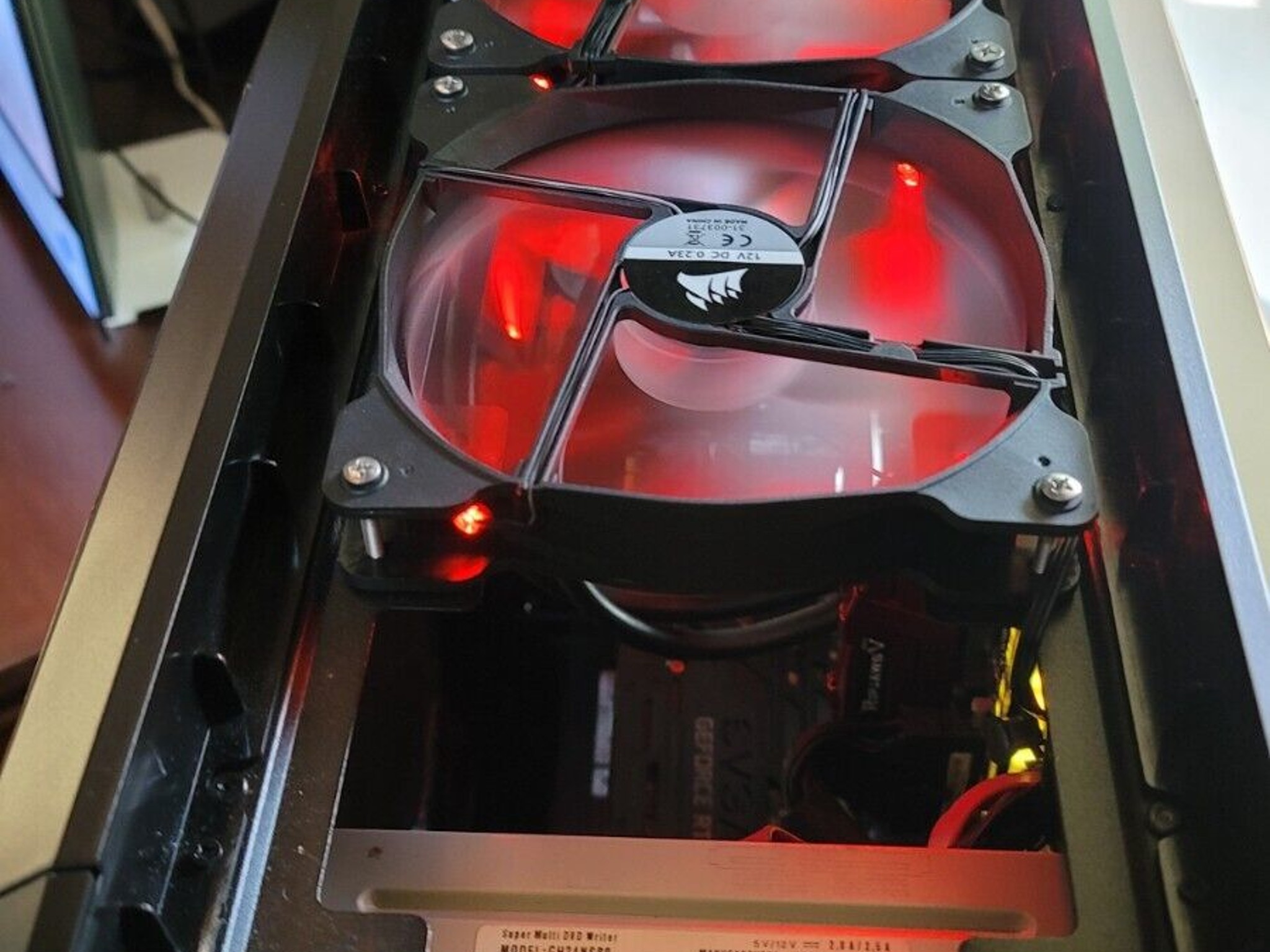 Core i7 9700k, EVGA RTX 2080, 16Gb RAM, TUF Gaming Z390, BIG!!!
