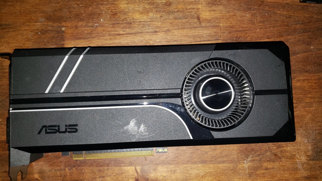 Carte Graphique ASUS Turbo GTX 1070 – 8 Go GDDR5, VR Ready, Excellent état