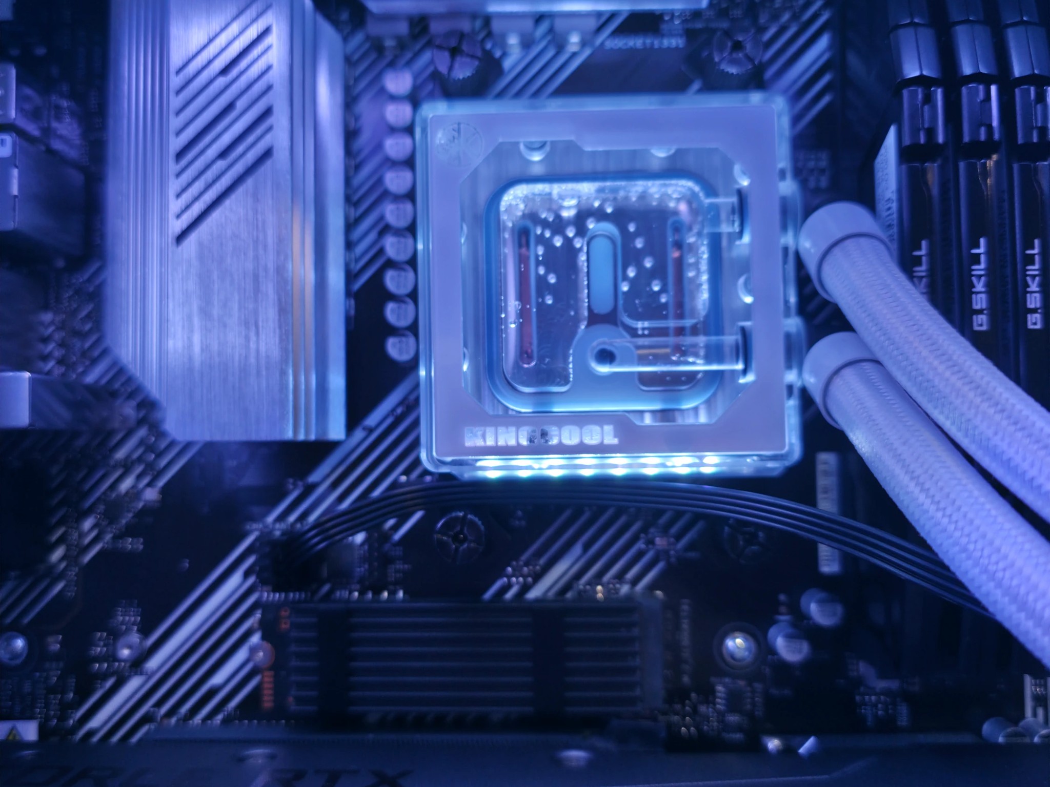X3D Whiteout | RTX 3080 | 5600x3D | 16GB DDR4 | 1TB NVME