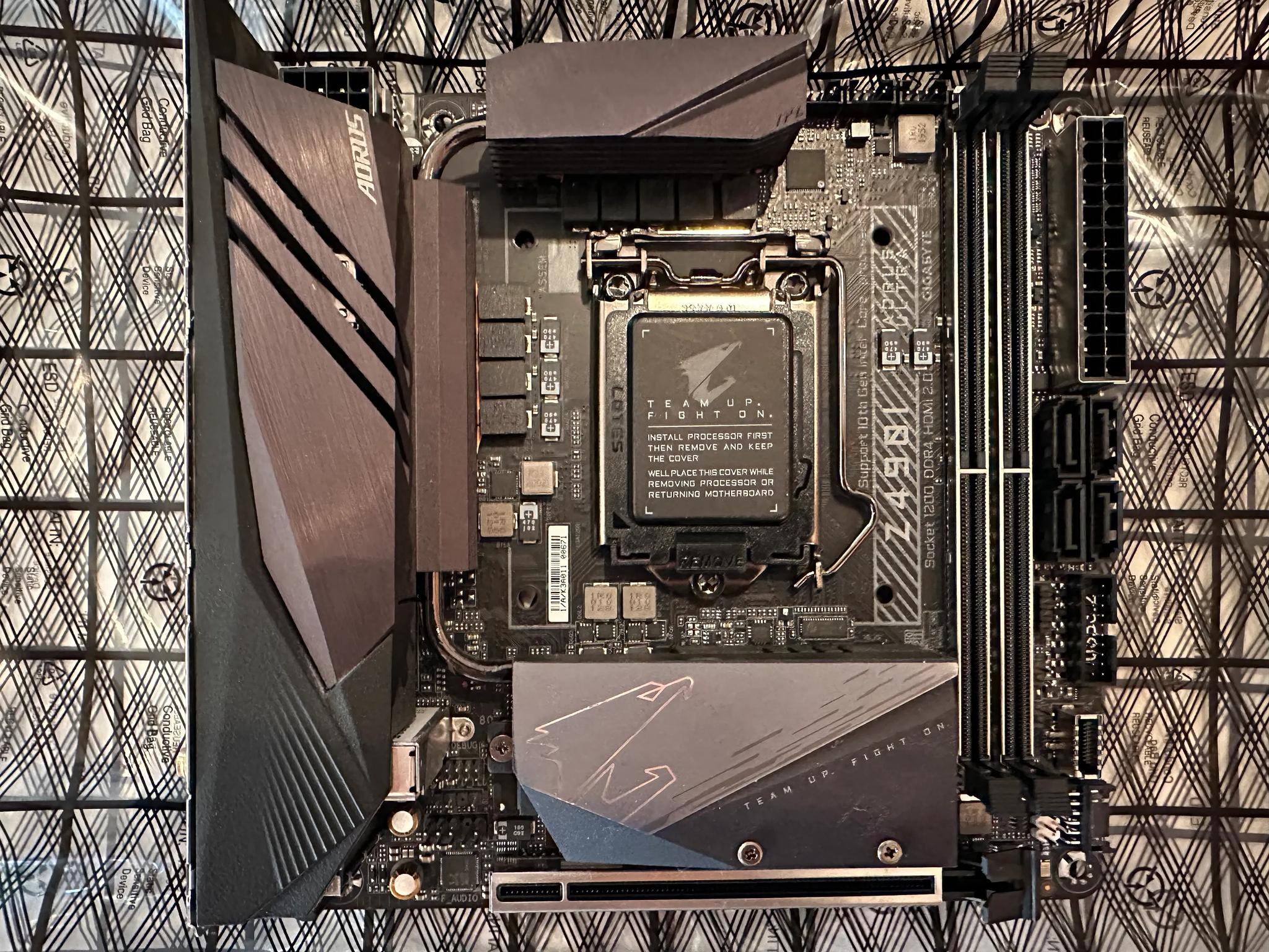 Gigabyte Z490I AORUS ULTRA Mini ITX LGA1200 Motherboard (Lightly Used, In Box)