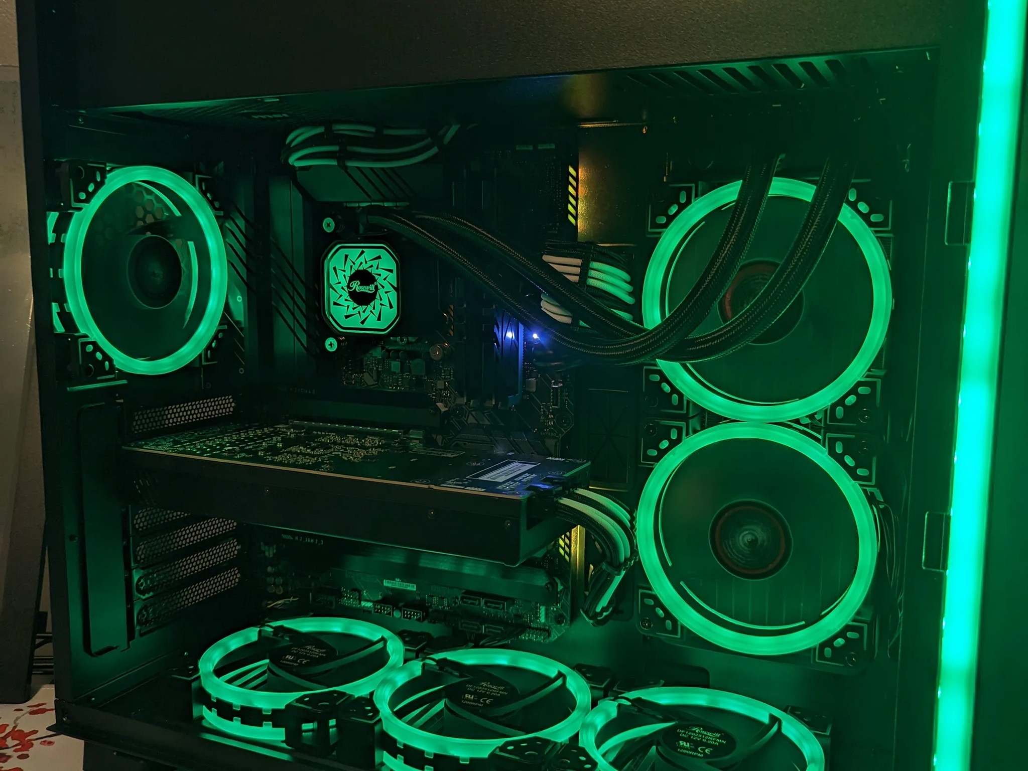 "THE BEAST" Gaming PC. I7-11700K, 32GB DDR4, 1TB NVME, RTX 3070