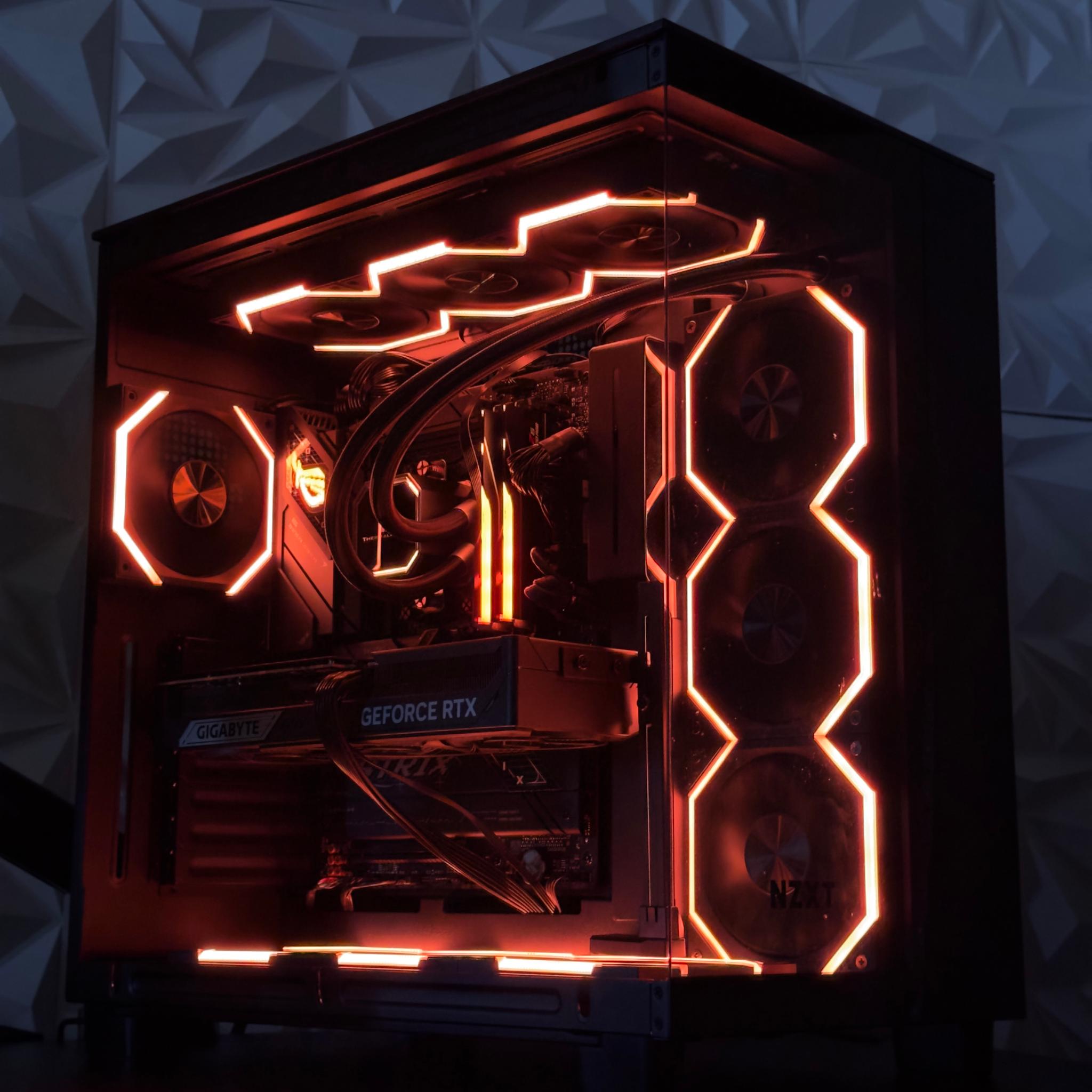 RTX 5070 Ti / Ryzen 7 9800X3D / 32GB 6000MHz CL30 DDR5 / 2TB crucial ssd / Windows 11 by