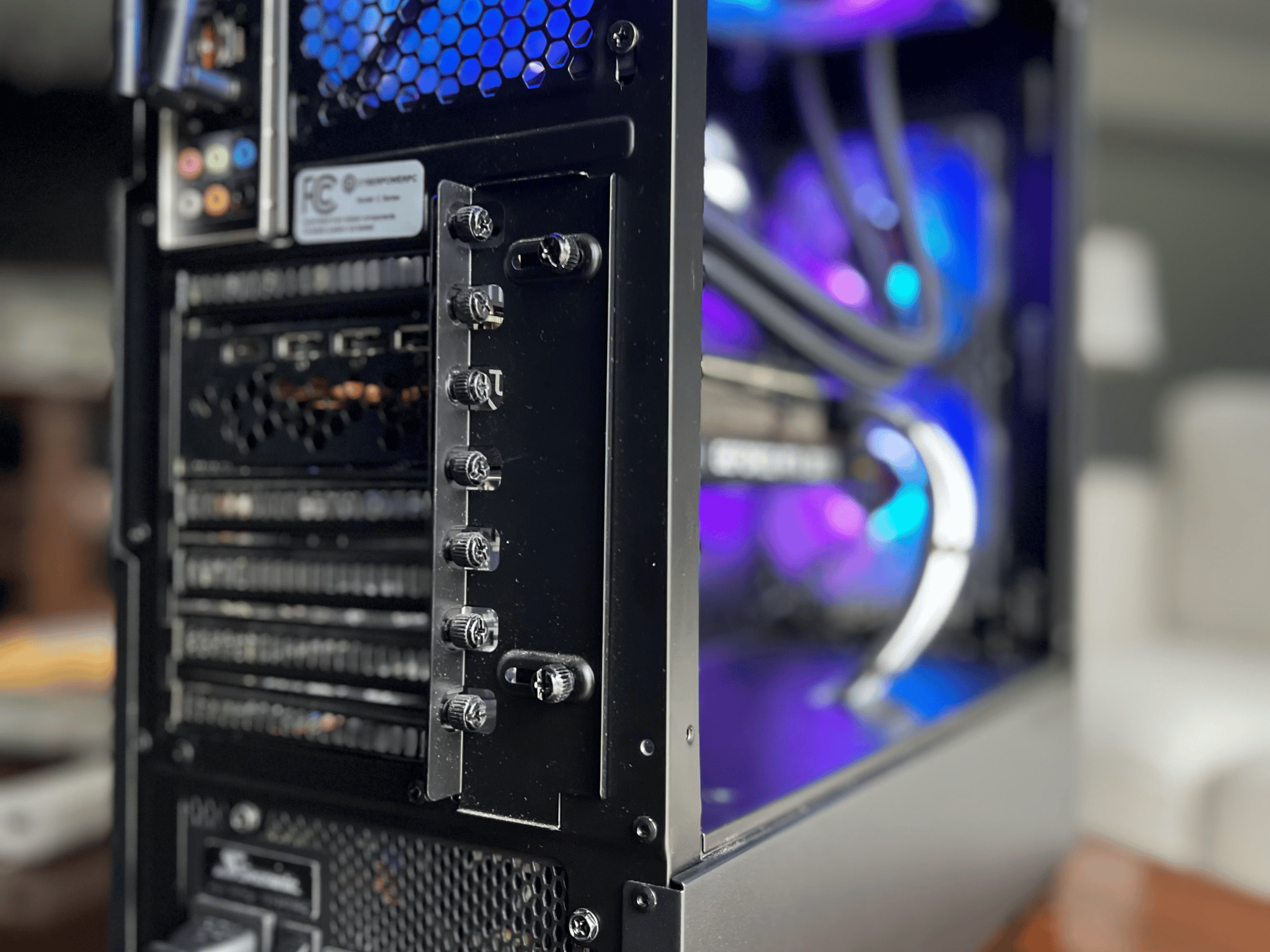 Intel Core i5-12600k & EVGA RTX 3070 Gaming PC