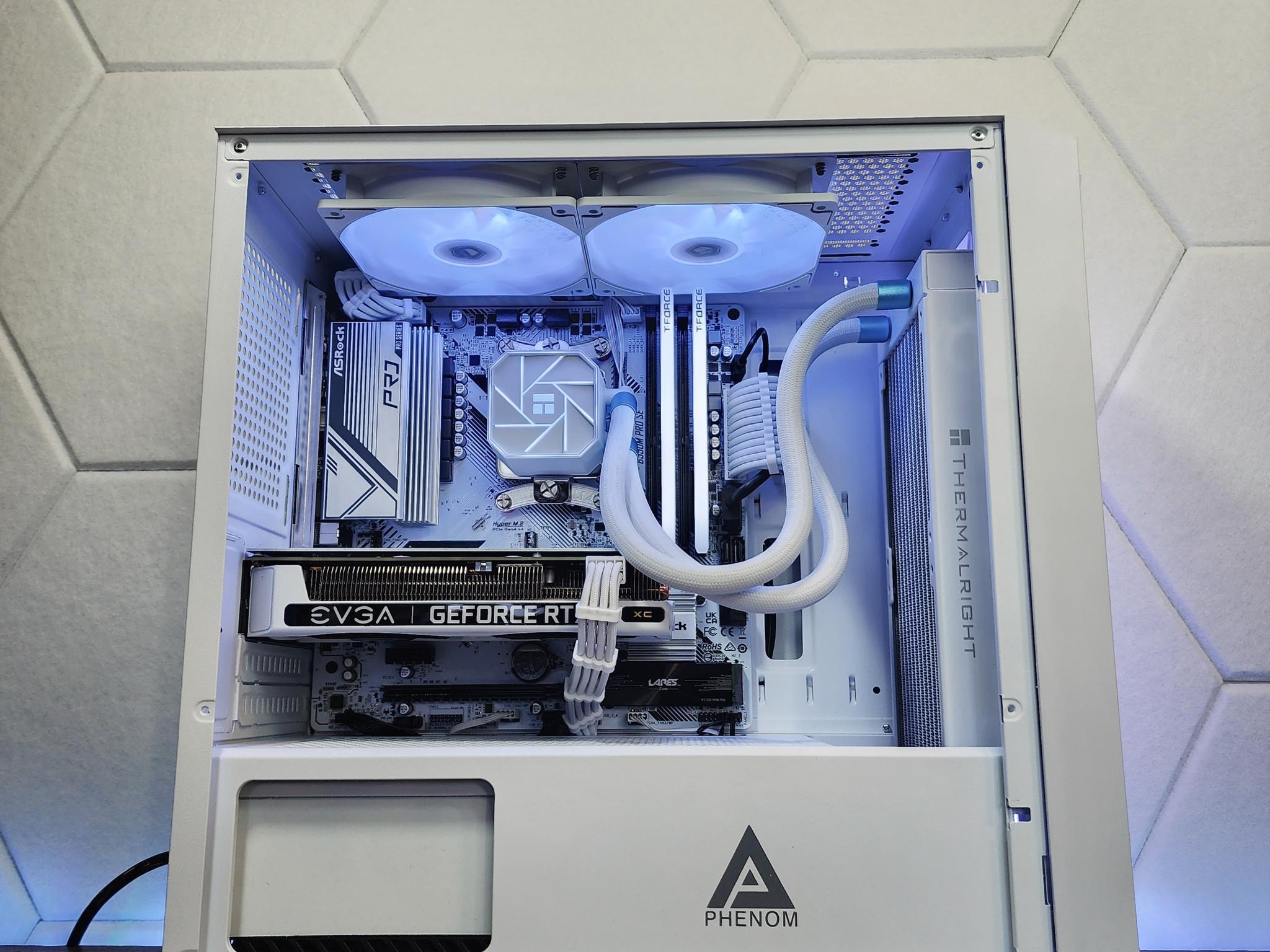 🤍🤍RTX 3060Ti // Ryzen 5 5600G // 32GB 3600MHz // 1TB M.2 NVMe
