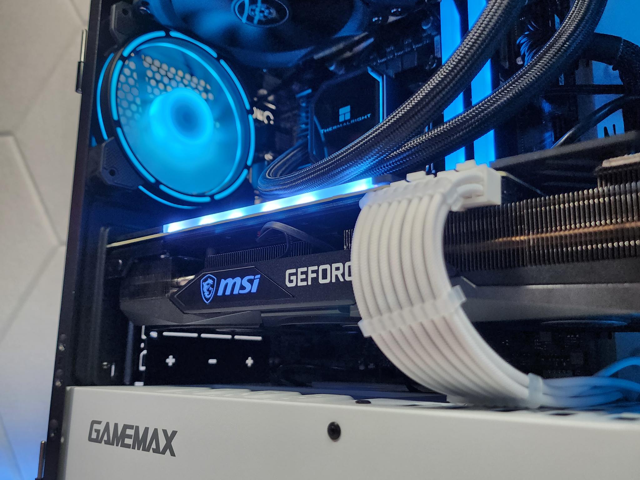 💙🤍 RTX 3070 // Core i5 12400 // 16GB 3600MHz // 1TB NVMe Gen 3