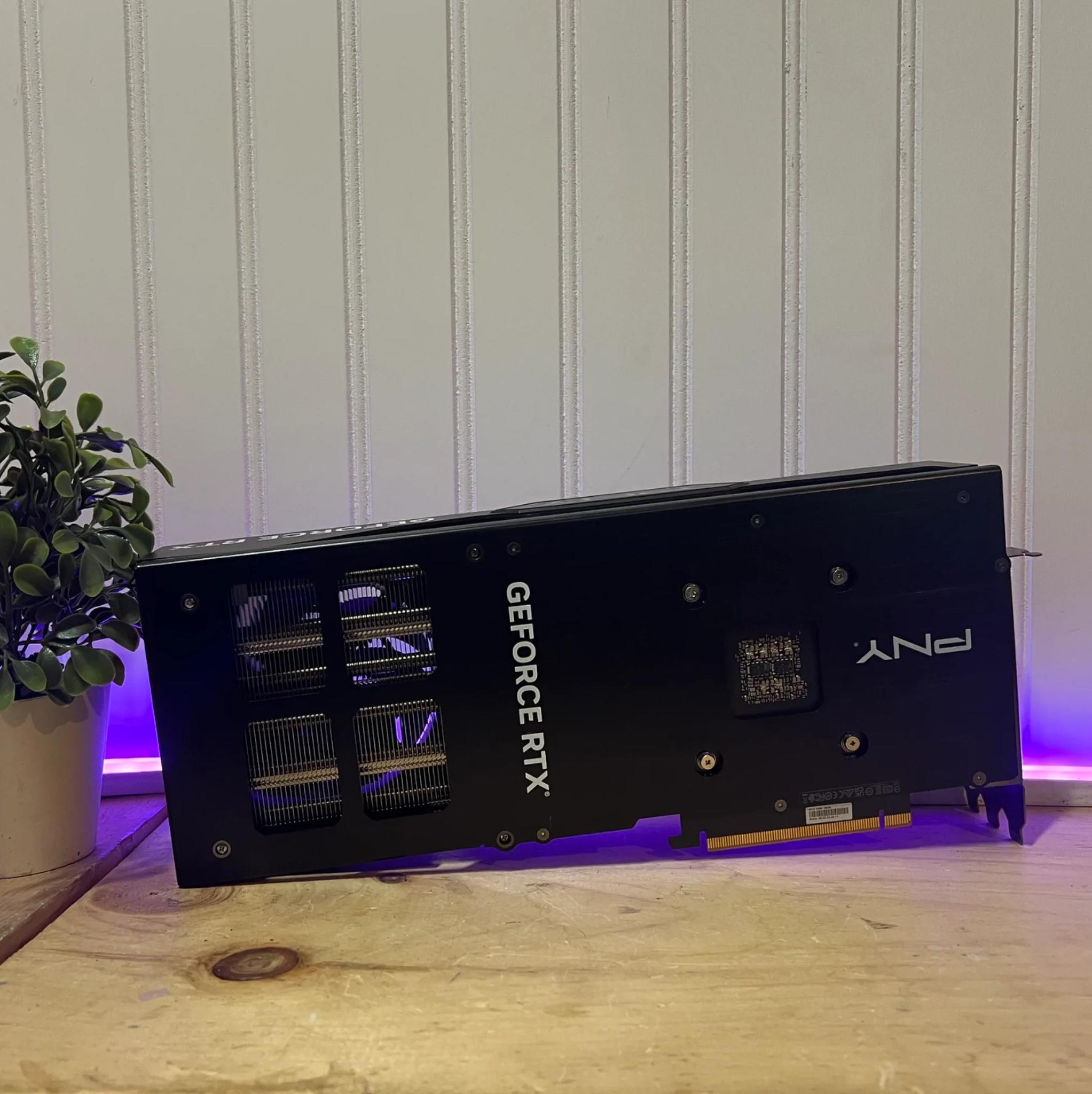 4080 PNY