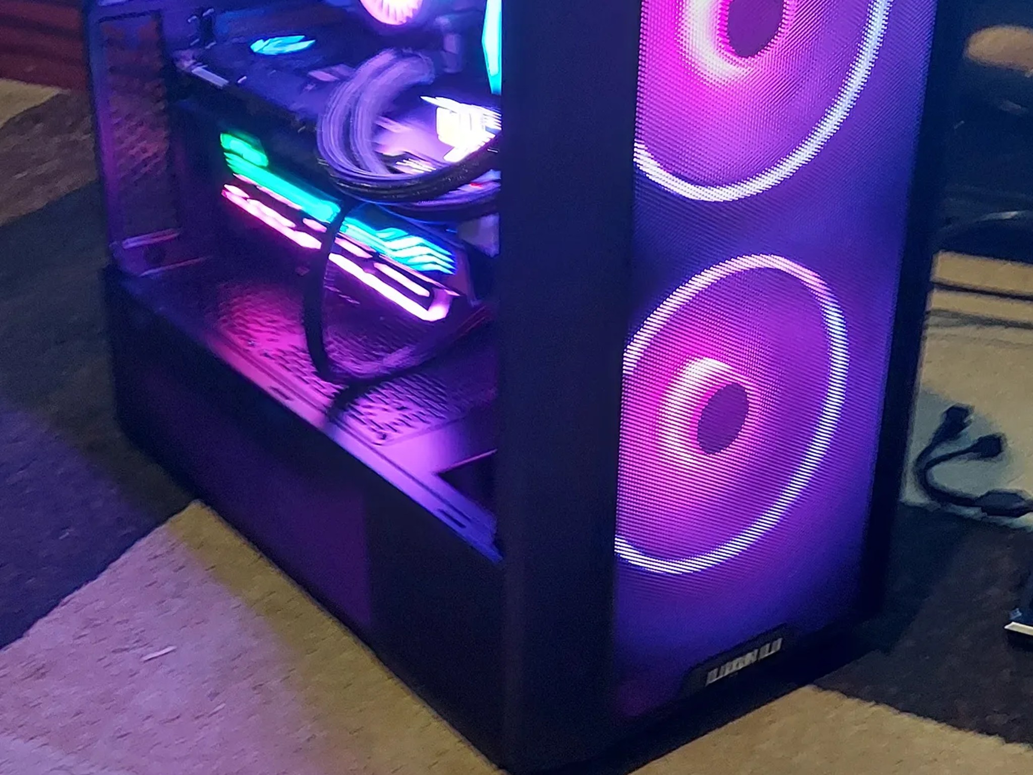 7800X3D/RTX 4070ti Gaming Machine