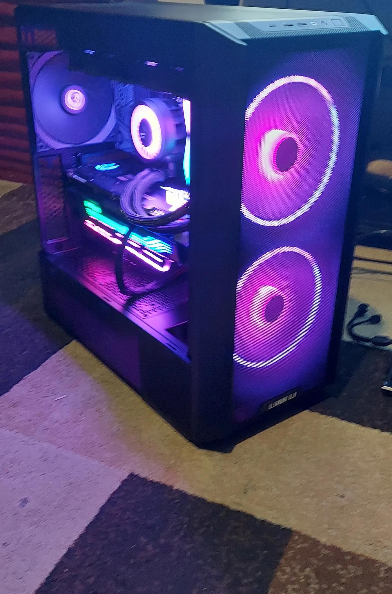 7800X3D/RTX 4070ti Gaming Machine