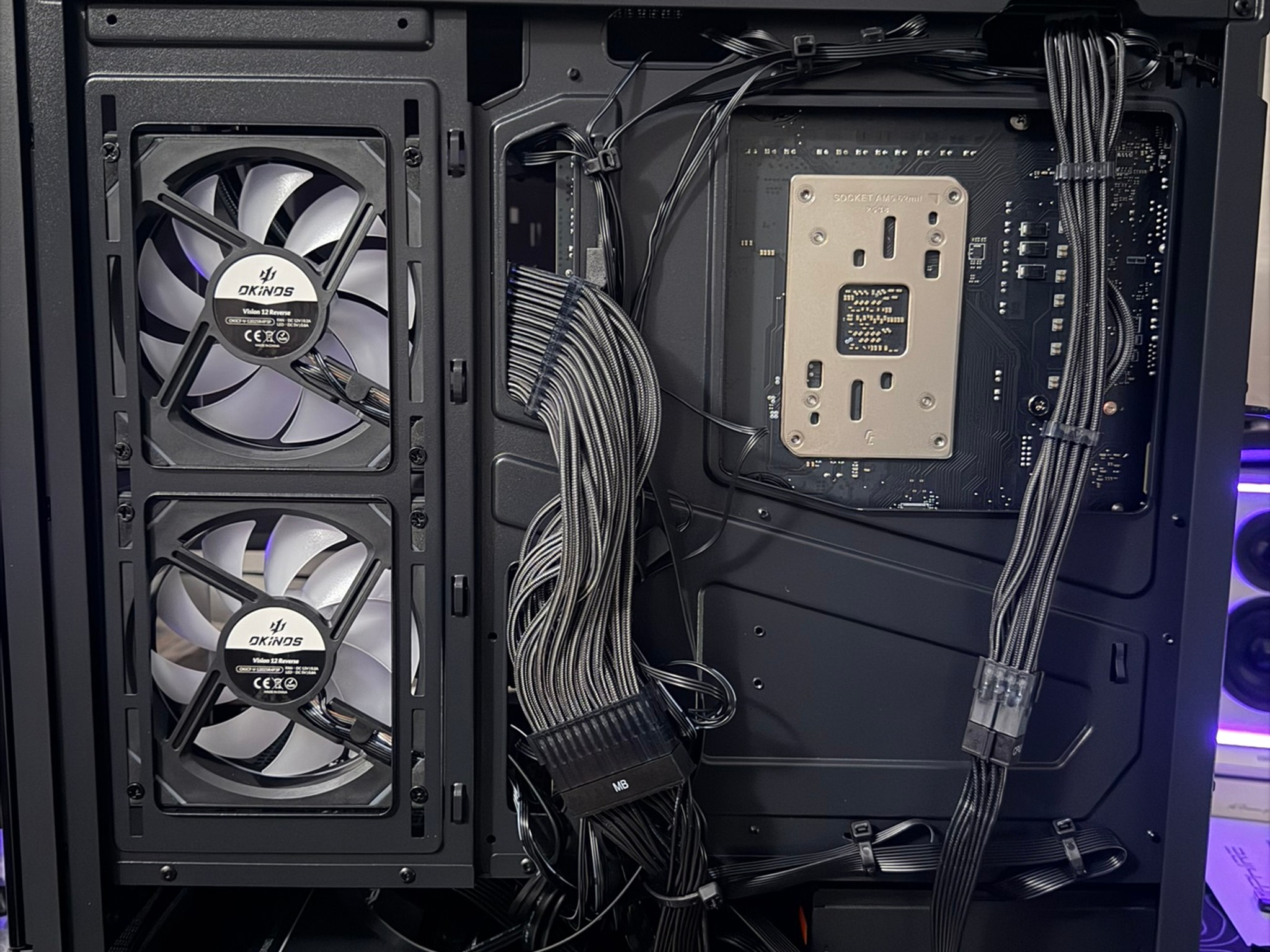 New Imperial Tech: Aqua Infinity 7600X3D + RX 9070 XT