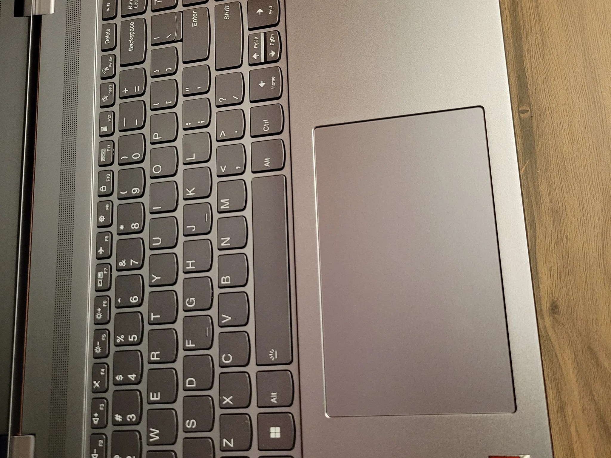 lenovo Yoga 7 laptop- 16" Touchscreen Display-16ARP8- MTM 83BS0000US