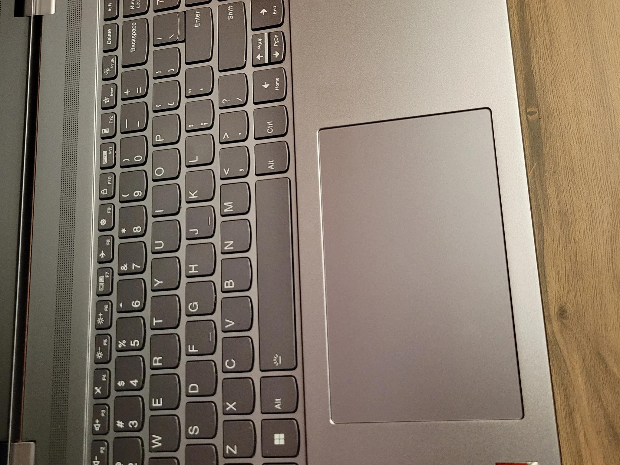 lenovo Yoga 7 laptop- 16" Touchscreen Display-16ARP8- MTM 83BS0000US