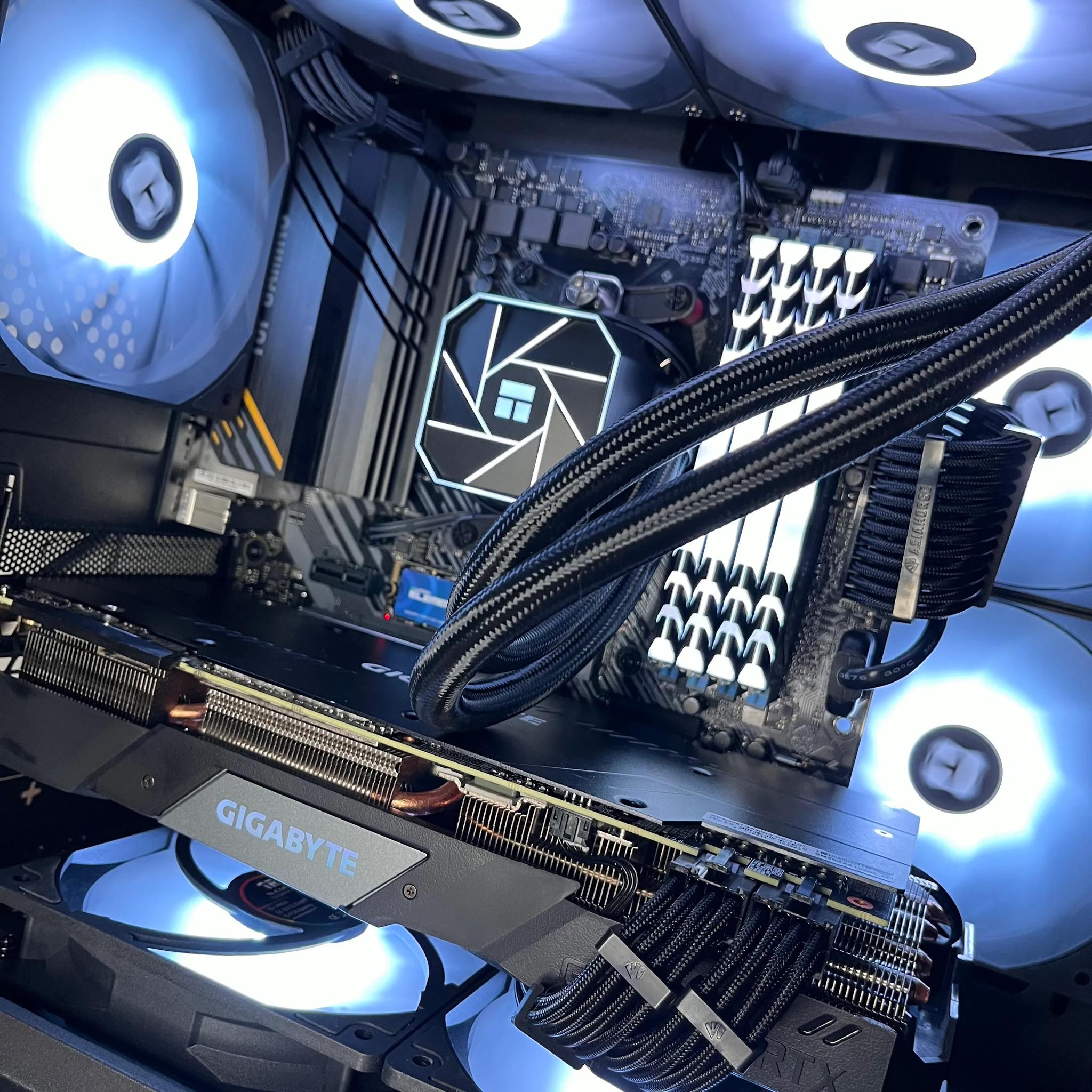 Clone 2 - Custom Gaming PC - RTX 2080ti / R5 5600G / 32GB DDR4 / 1TB Gen3 NVMe