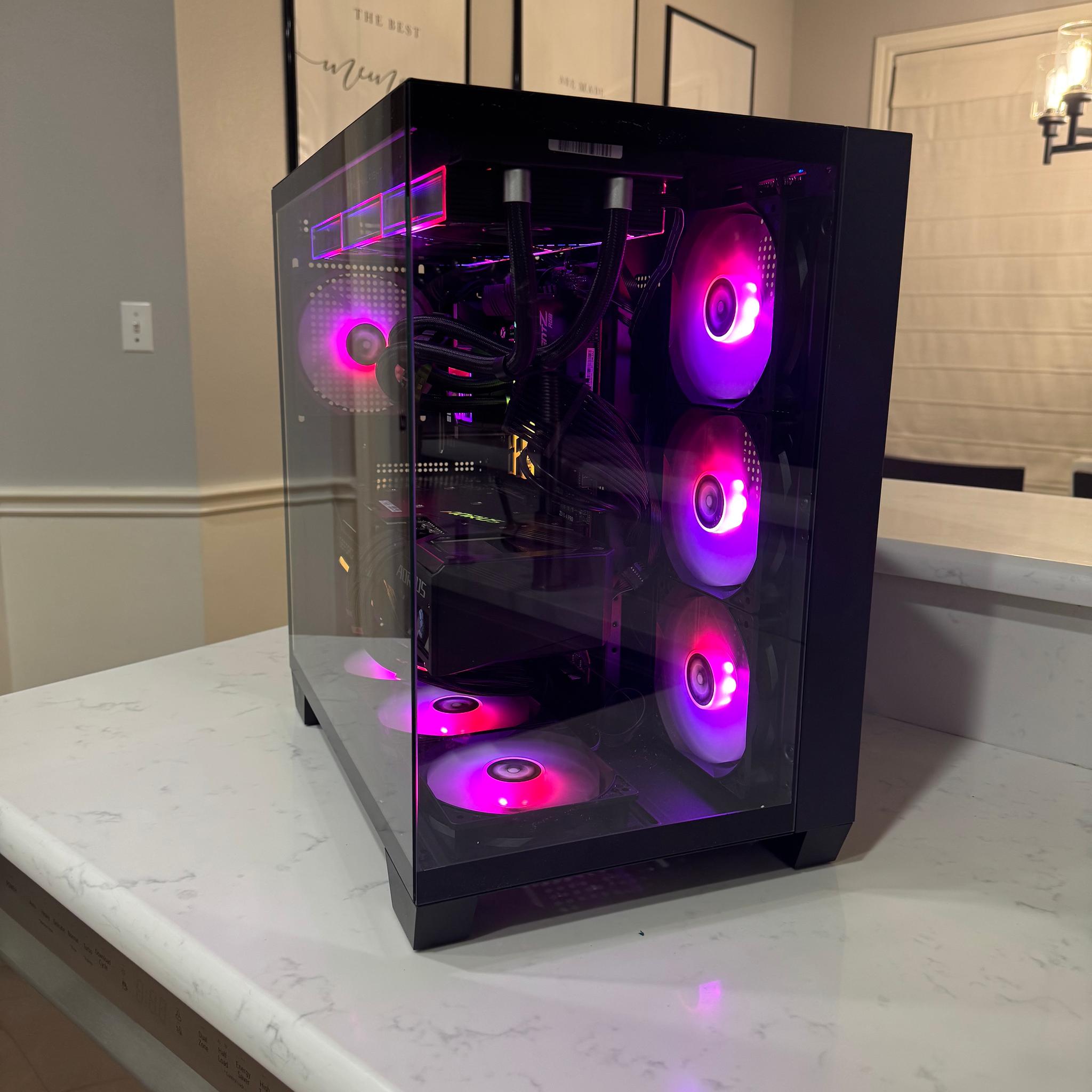 Gaming PC Intel i7-11700k / RTX 3070 TI / 1TB SSD / 16GB DDR4