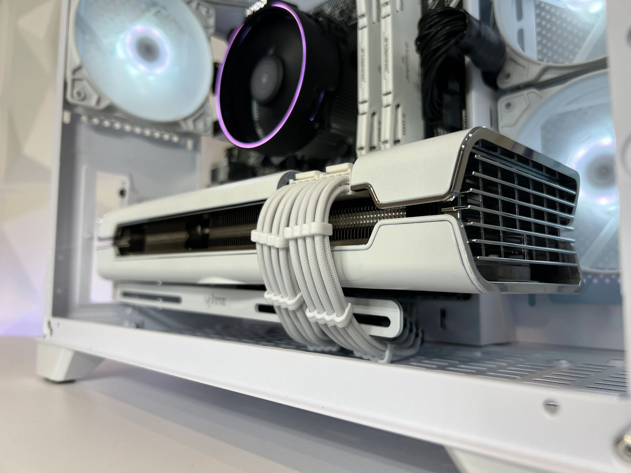 ❄️ AMD RX 5700 XT, AMD Ryzen 5 (6 Cores) | Gaming PC ❄️