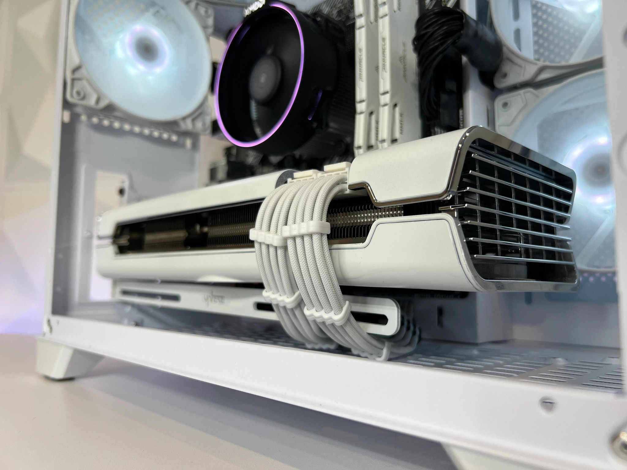 ❄️ AMD RX 5700 XT, AMD Ryzen 5 (6 Cores) | Gaming PC ❄️