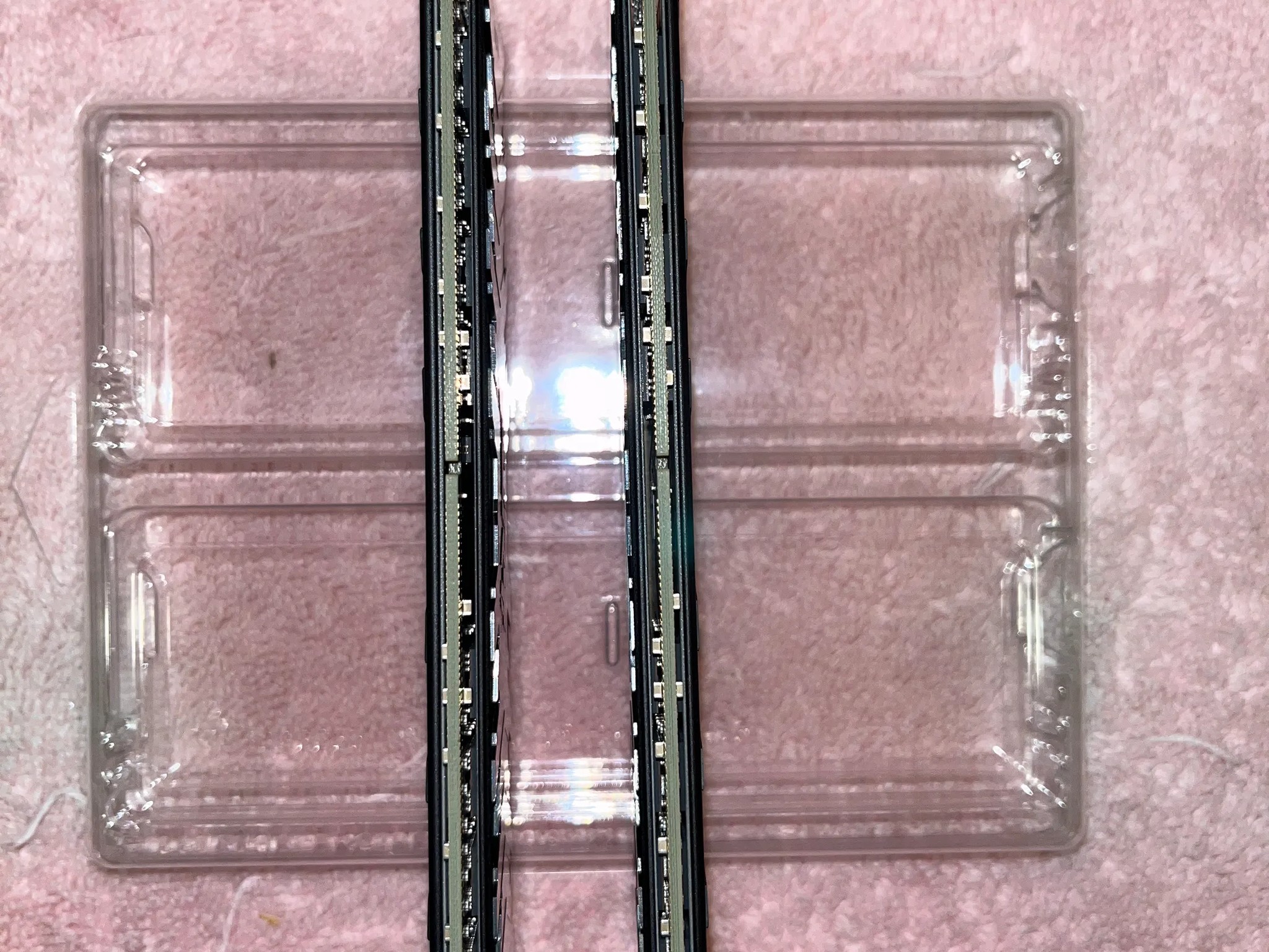 Kingston Fury Renegade DDR4 3600MT/s CL 18 64GB (2 x 32GB) kit