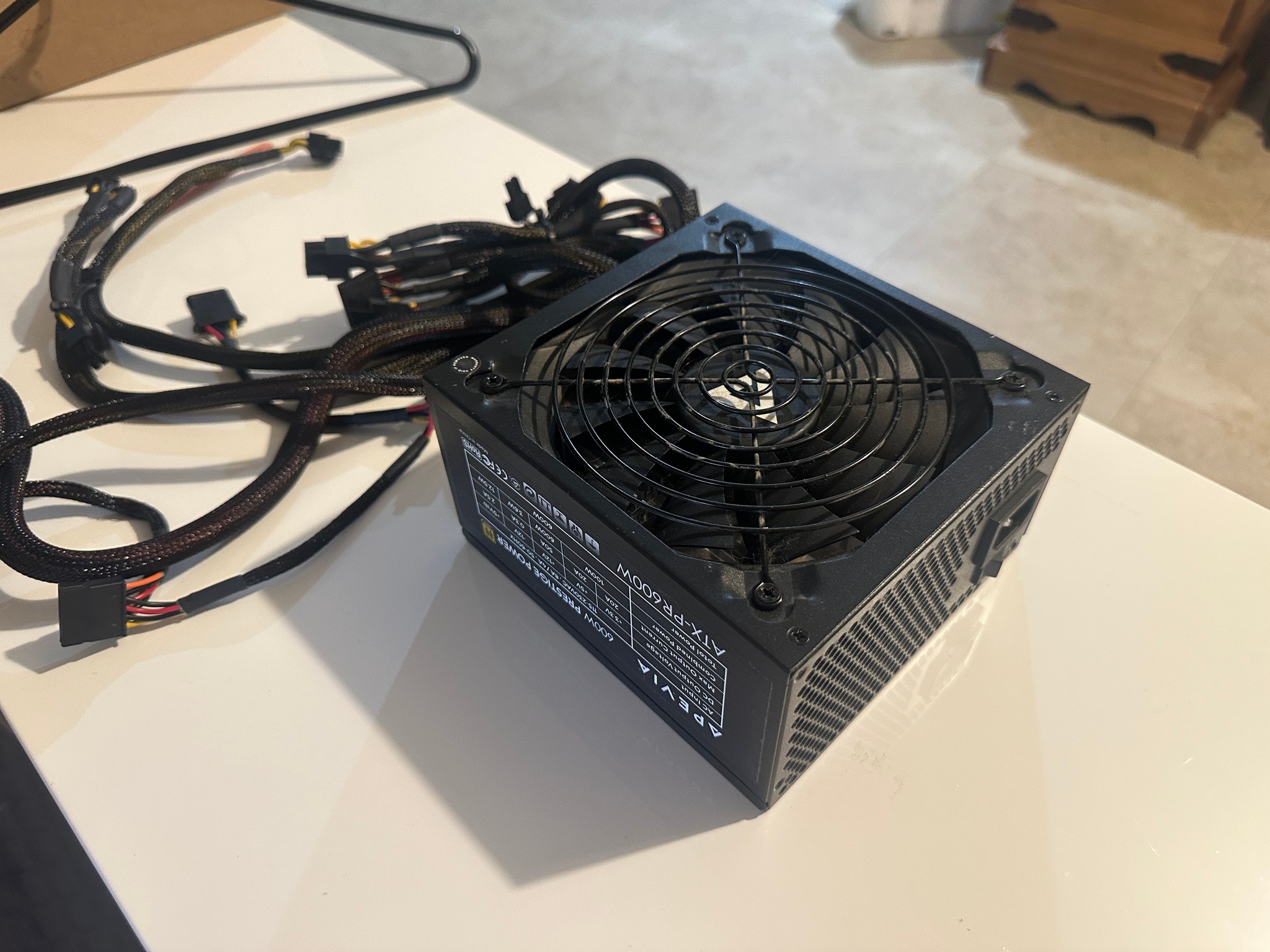 🌟 Gold Rated 600w Apevia Power Supply 🌟 Fully Tested & Ready to Use