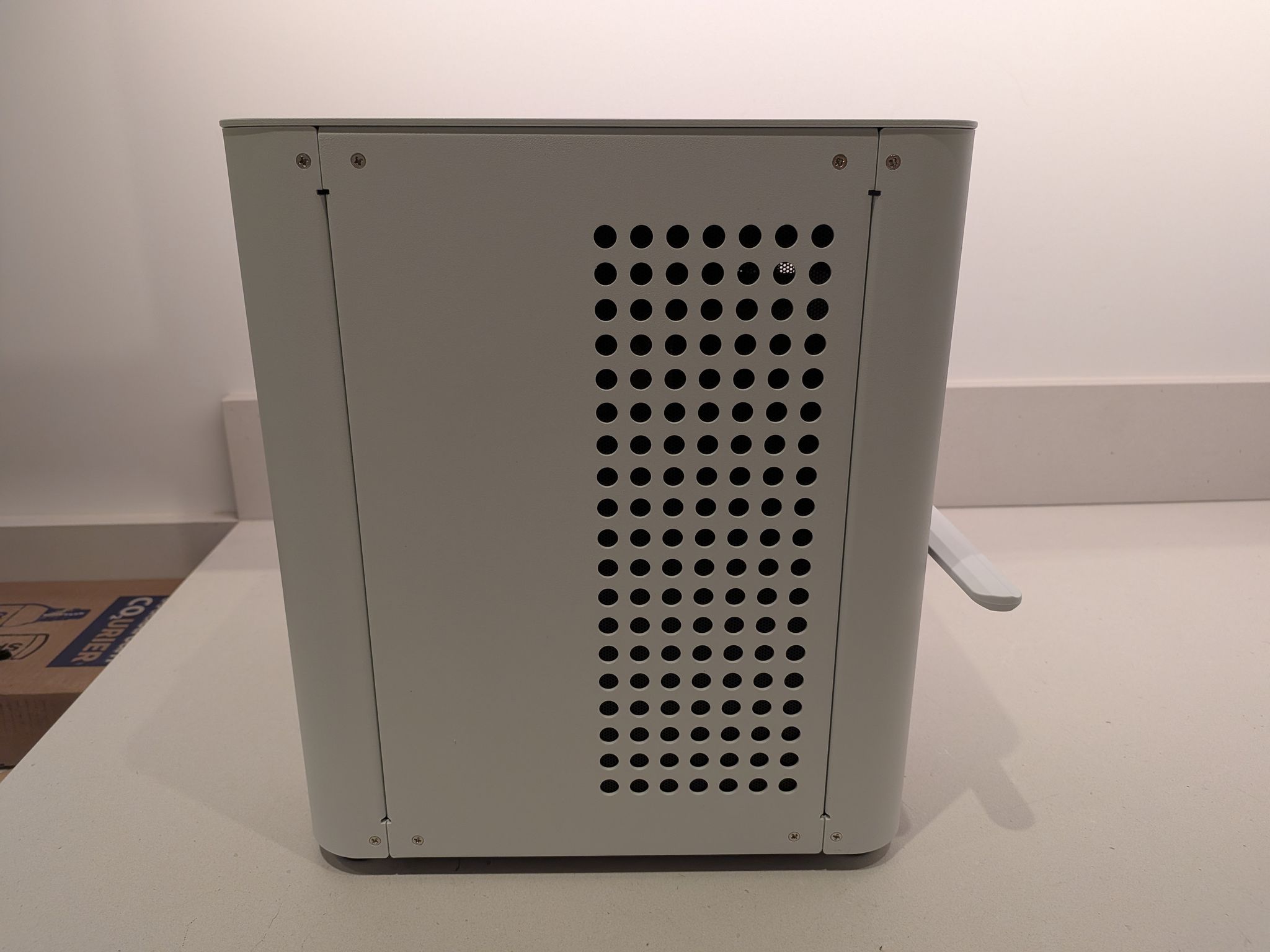 Bomb Devil AMD - RX 9060 XT 16GB, Ryzen 5 9600X, 32 GB DDR5 RAM, 2 TB Gen 5 NVME, RGB, Liquid Cooled