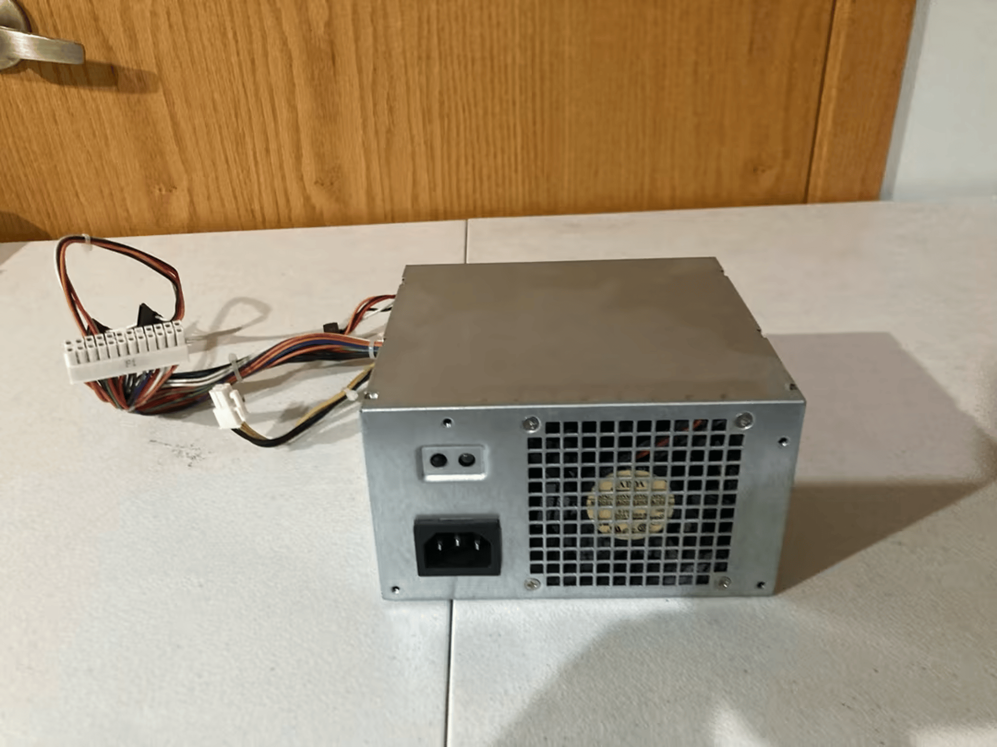 DELL 300w 80+ Gold PSU