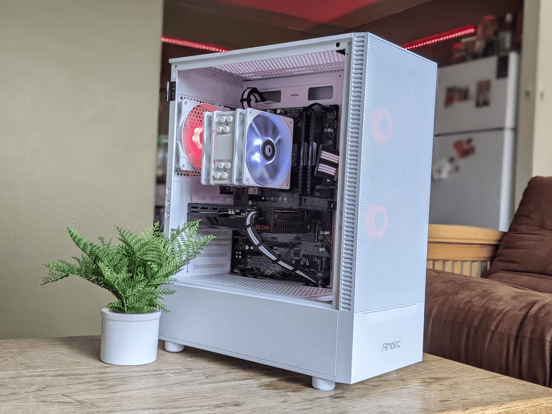 I5 9600k RX 6600 White and Black Gaming PC