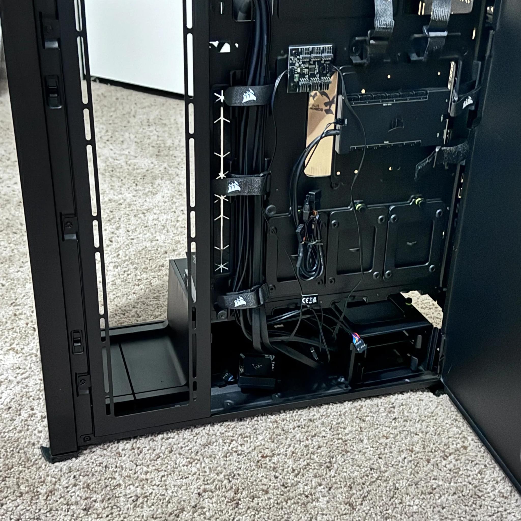 Corsair 7000X