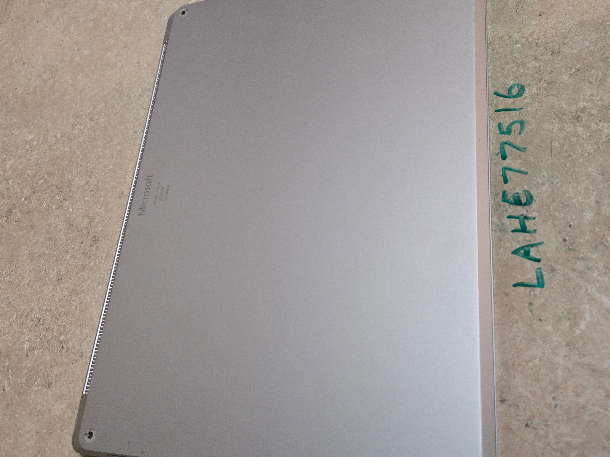 Microsoft Surface Laptop 4 - 256Gb SSD - Ryzen 5 - 13.5" 2k Touch Display - Model 1958