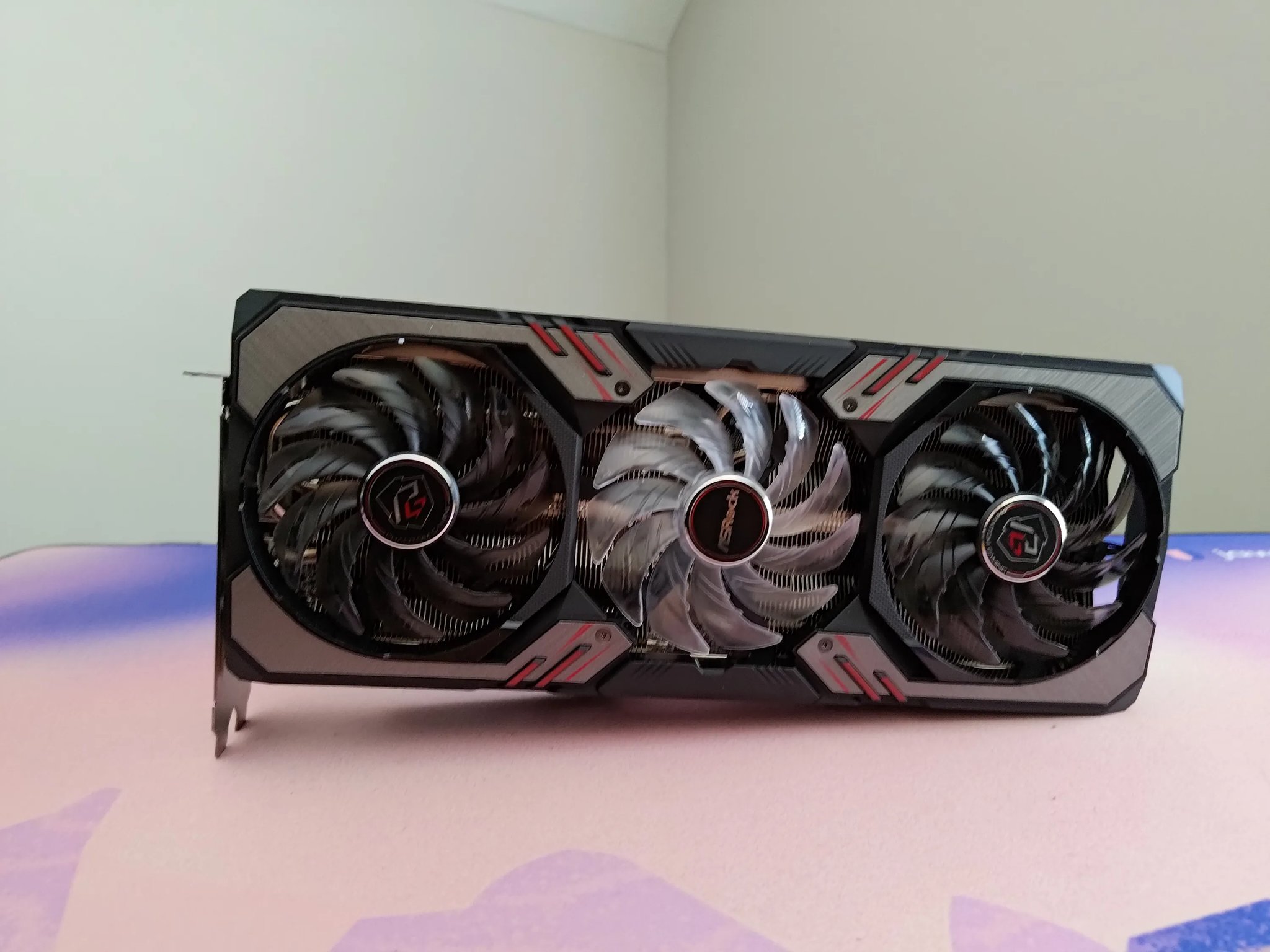 ASRock Phantom Gaming RX 6700XT