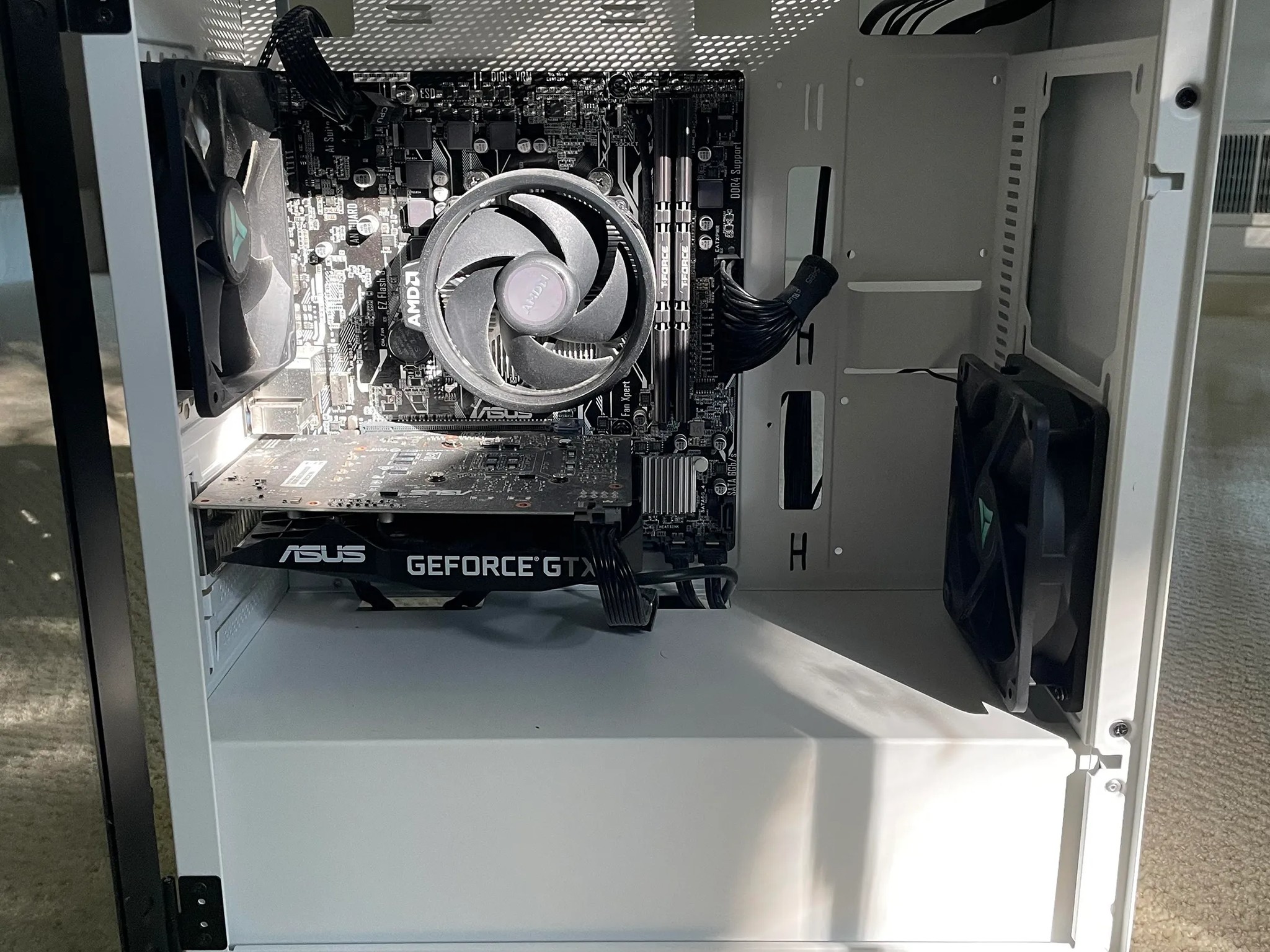 Prebuilt | NVIDIA GTX 1660 SUPER | RYZEN 3 3200G | 16GB DDR4 RAM | 120GB SSD + 932GB HDD