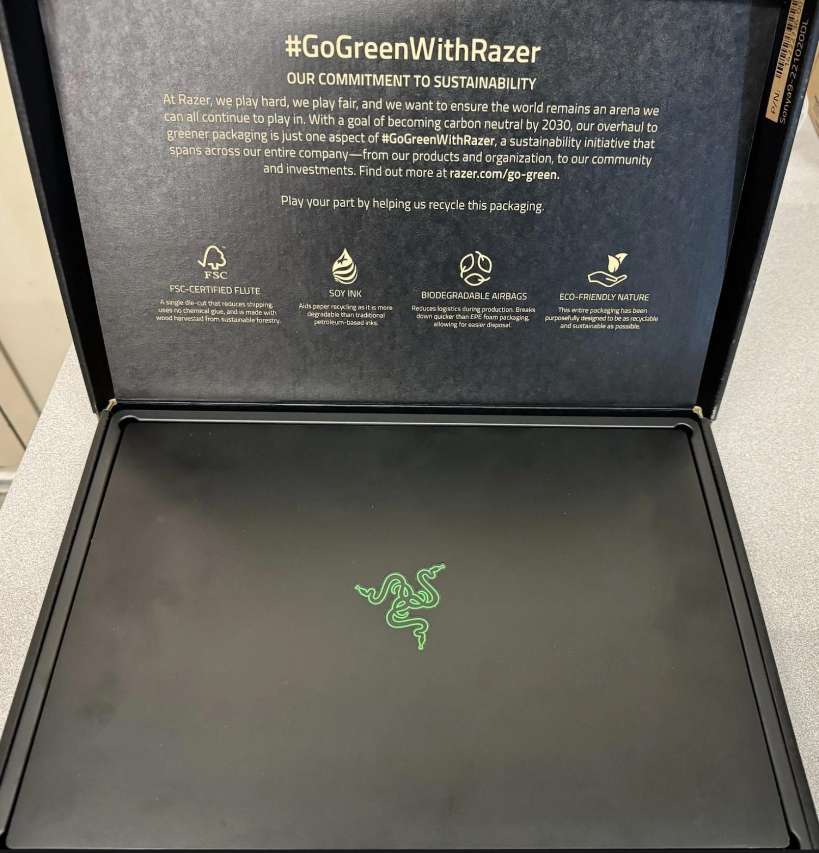 Razer Blade 16 RTX 4080 i9 13th gen