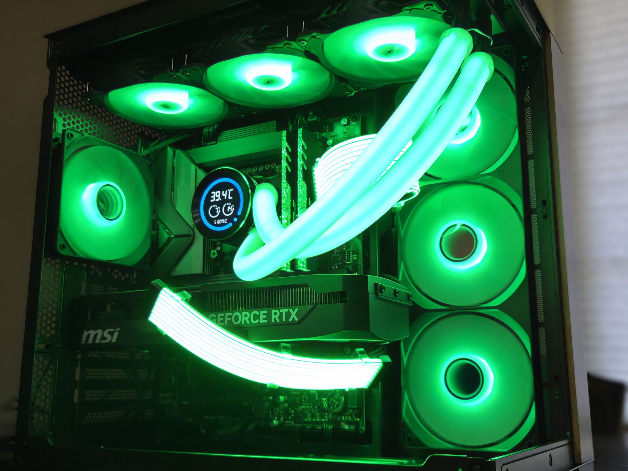 Onyxia!🐉 265F | 5070 | 32GB DDR5 | 1TB Gen4 NVMe | Temp Display