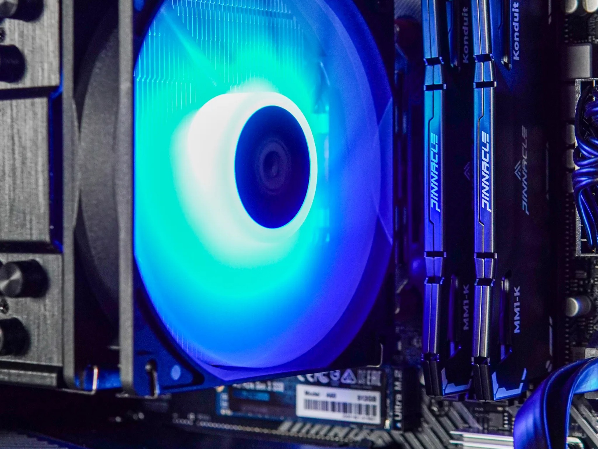 🔥Budget 1080p PC🔥 | RTX 2060 + Ryzen 5 3600 Black Gaming PC | Wifi + BT