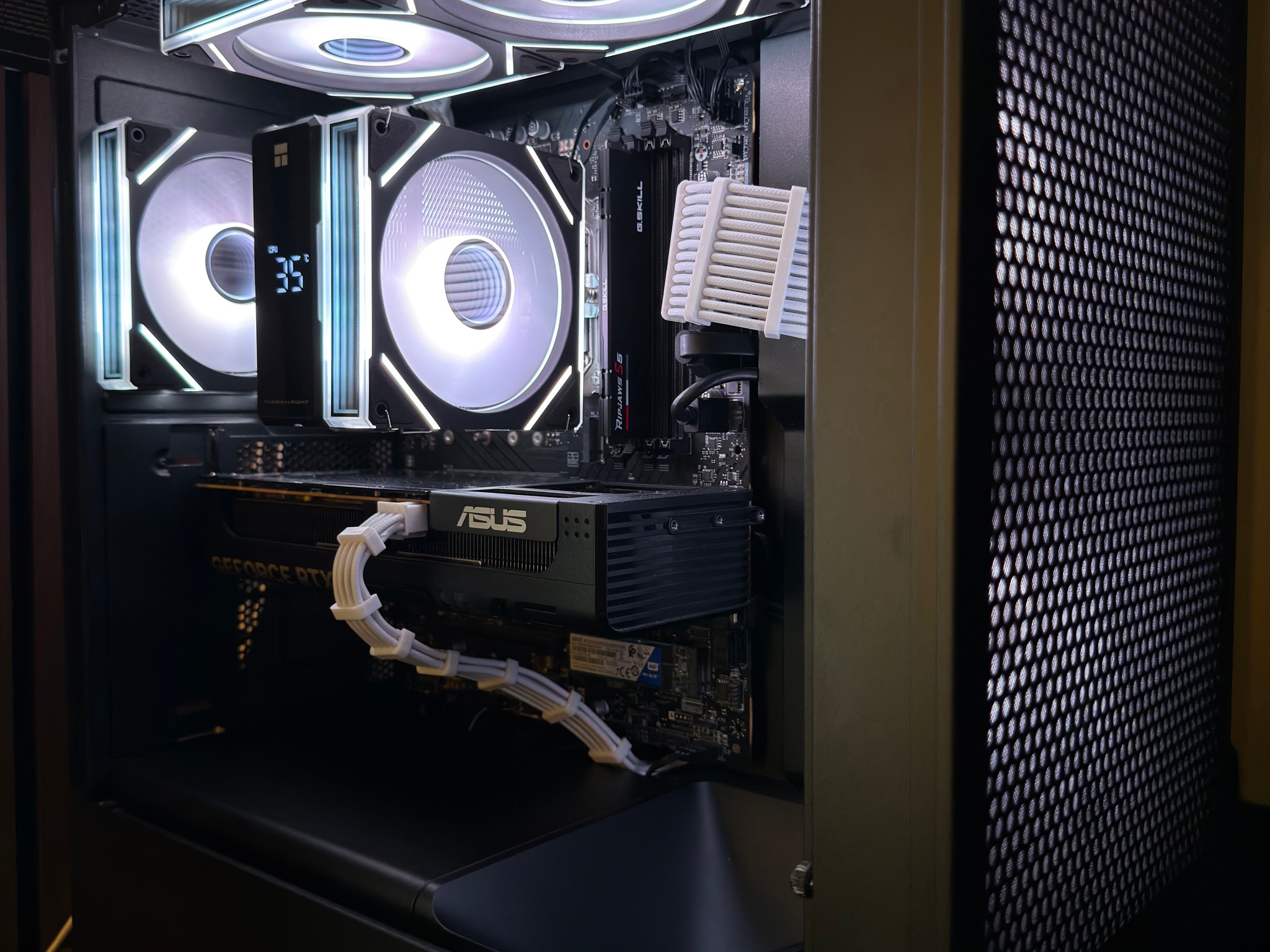 GeForce RTX 5060 Custom Gaming PC - Core i5-14400F, 16GB RAM, 1TB SSD
