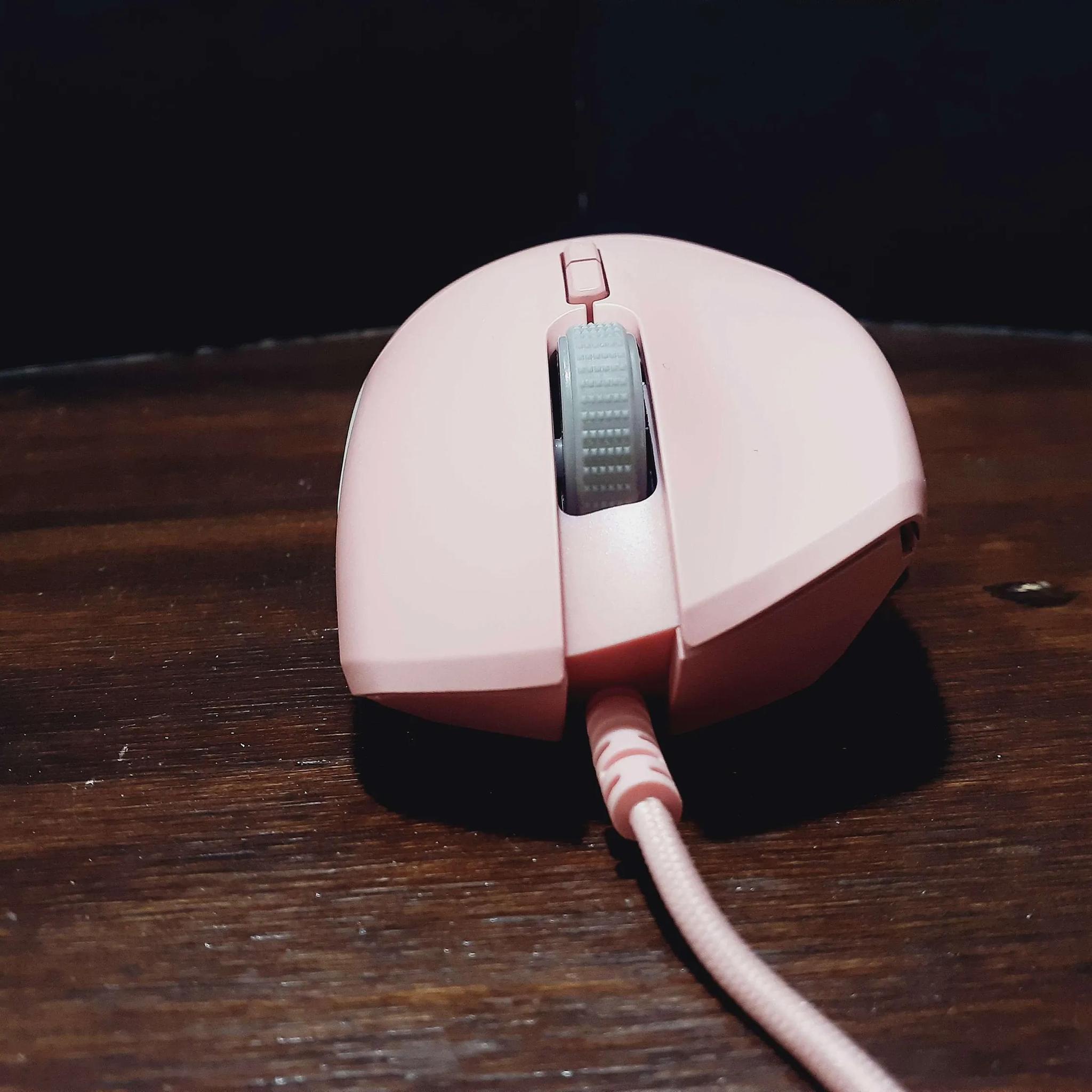 Razer Basilisk Quartz Edition