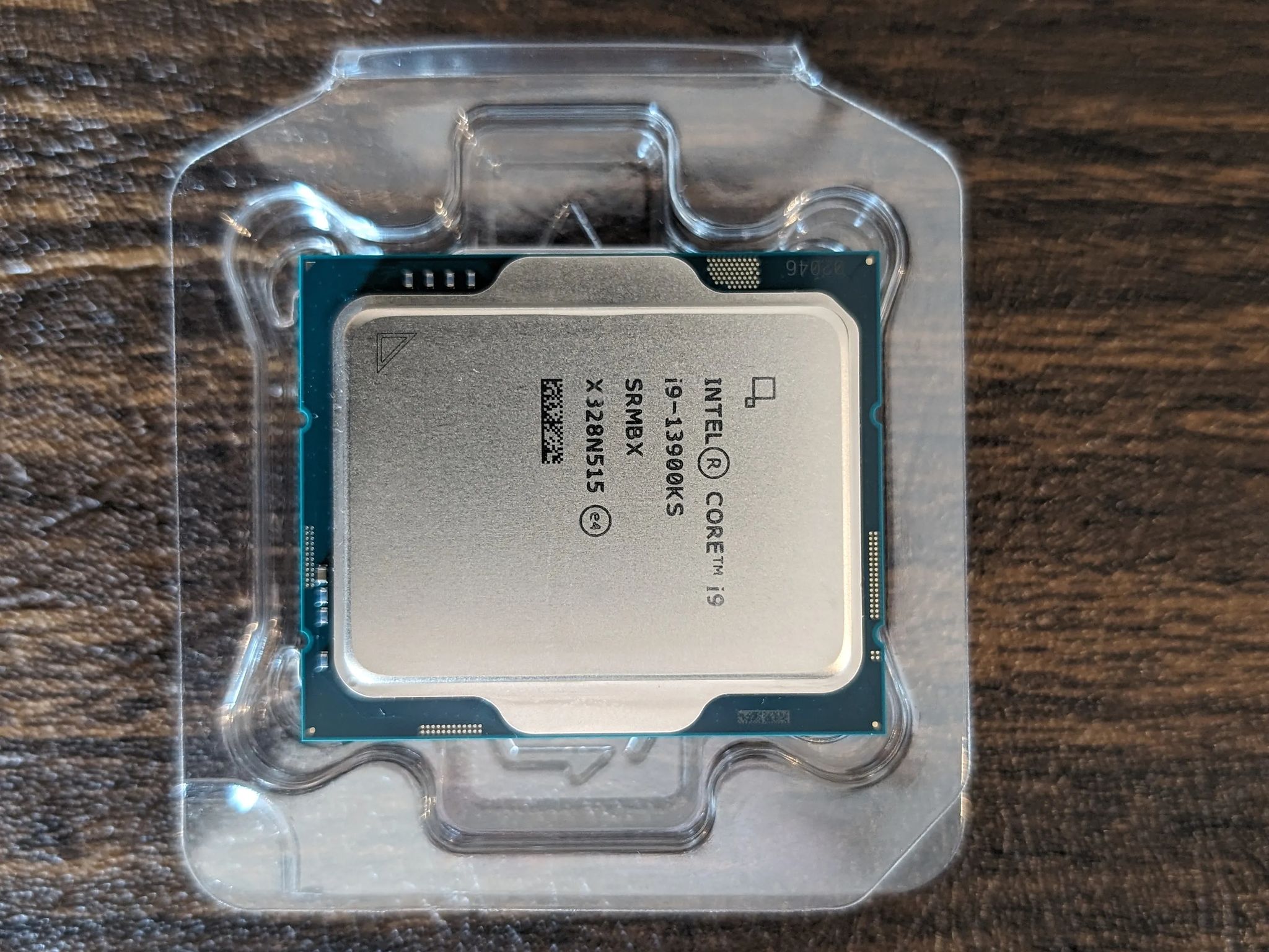 Intel® Core i9-13900KS Processor - IMC BEAST GOLDEN SAMPLE - DDR5 8600mhz