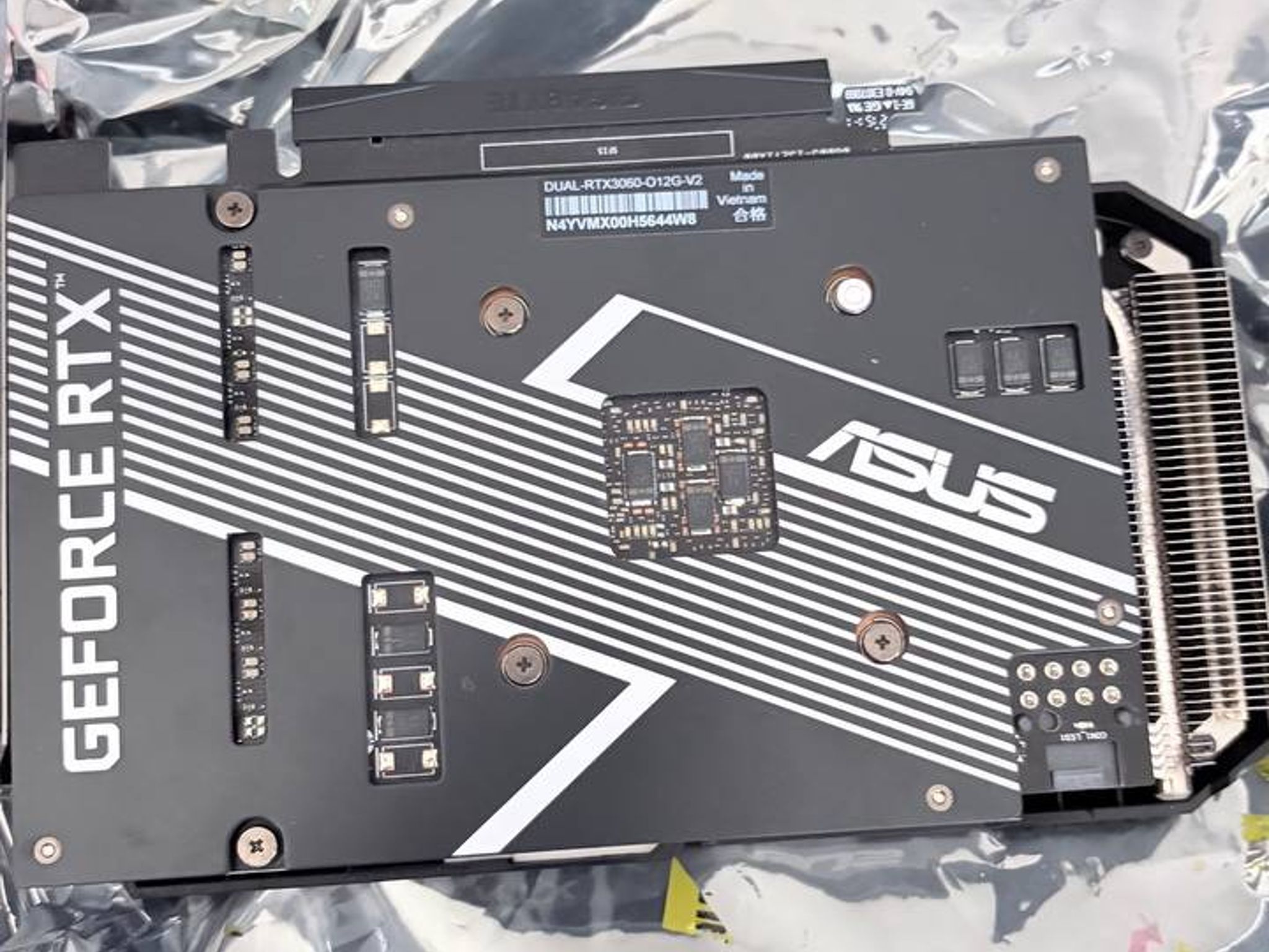 ASUS Dual GeForce RTX™ 3060 V2 OC Edition 12GB GDDR6